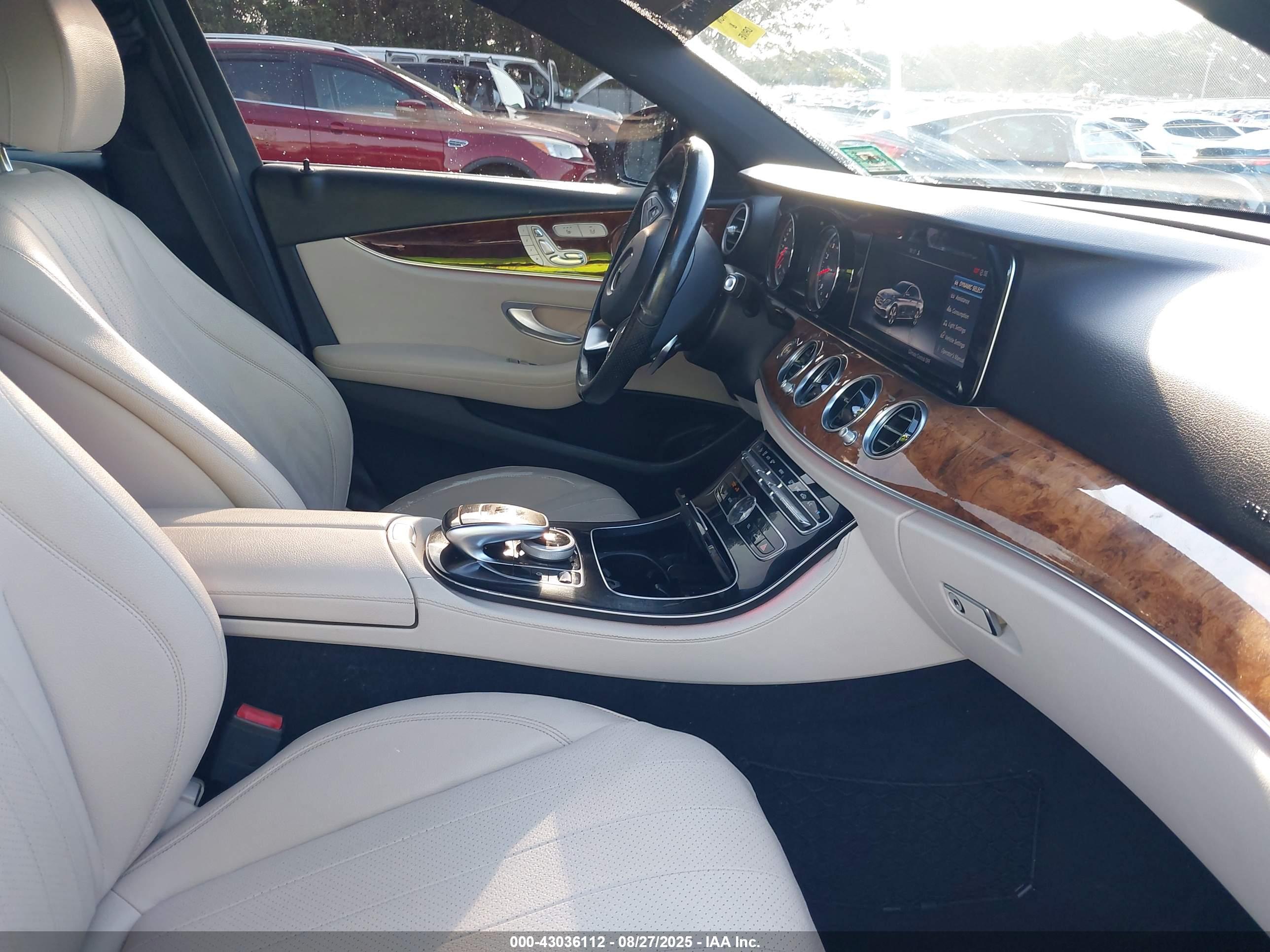 MERCEDES-BENZ E image 5