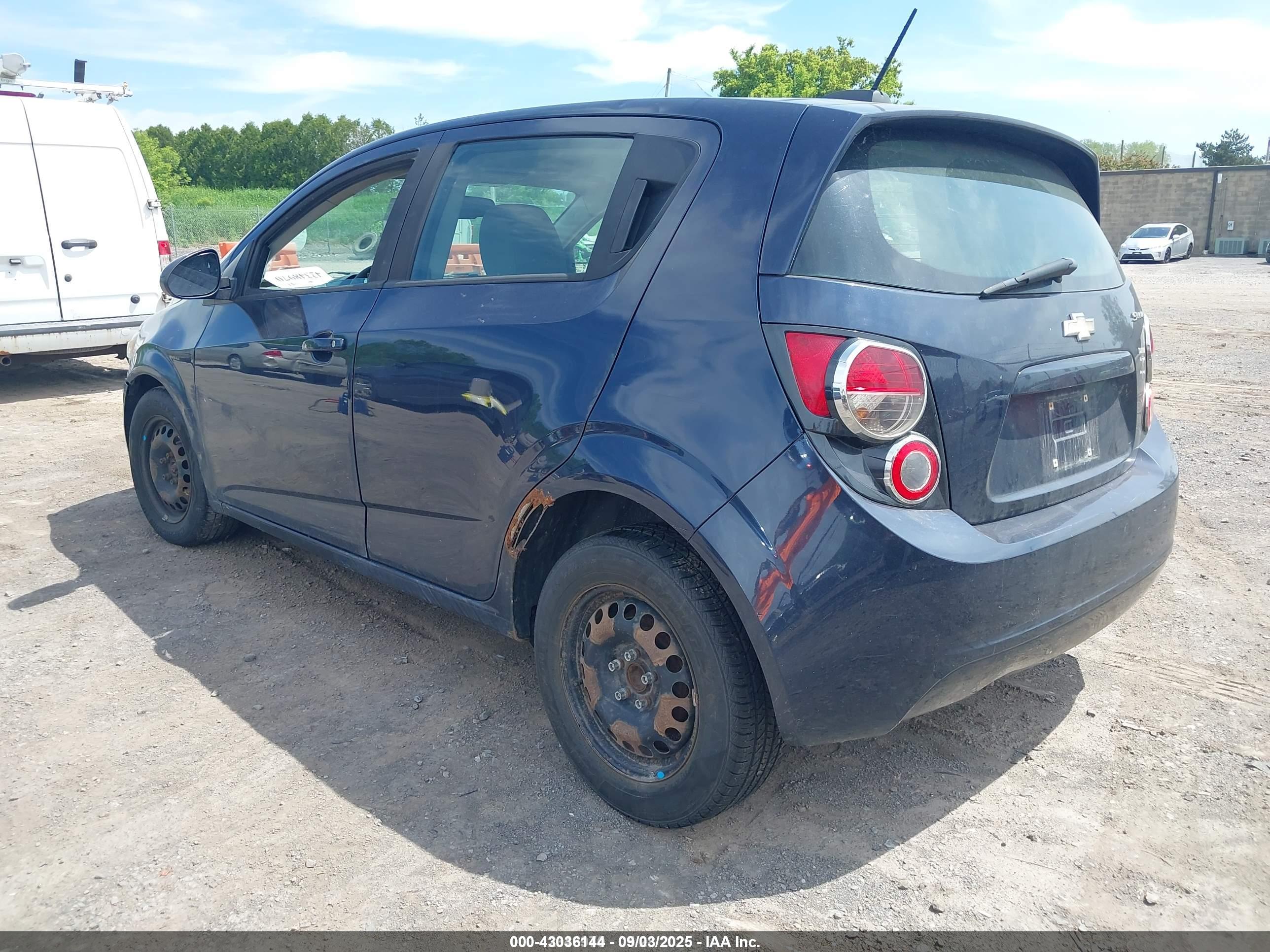 CHEVROLET SONIC image 3