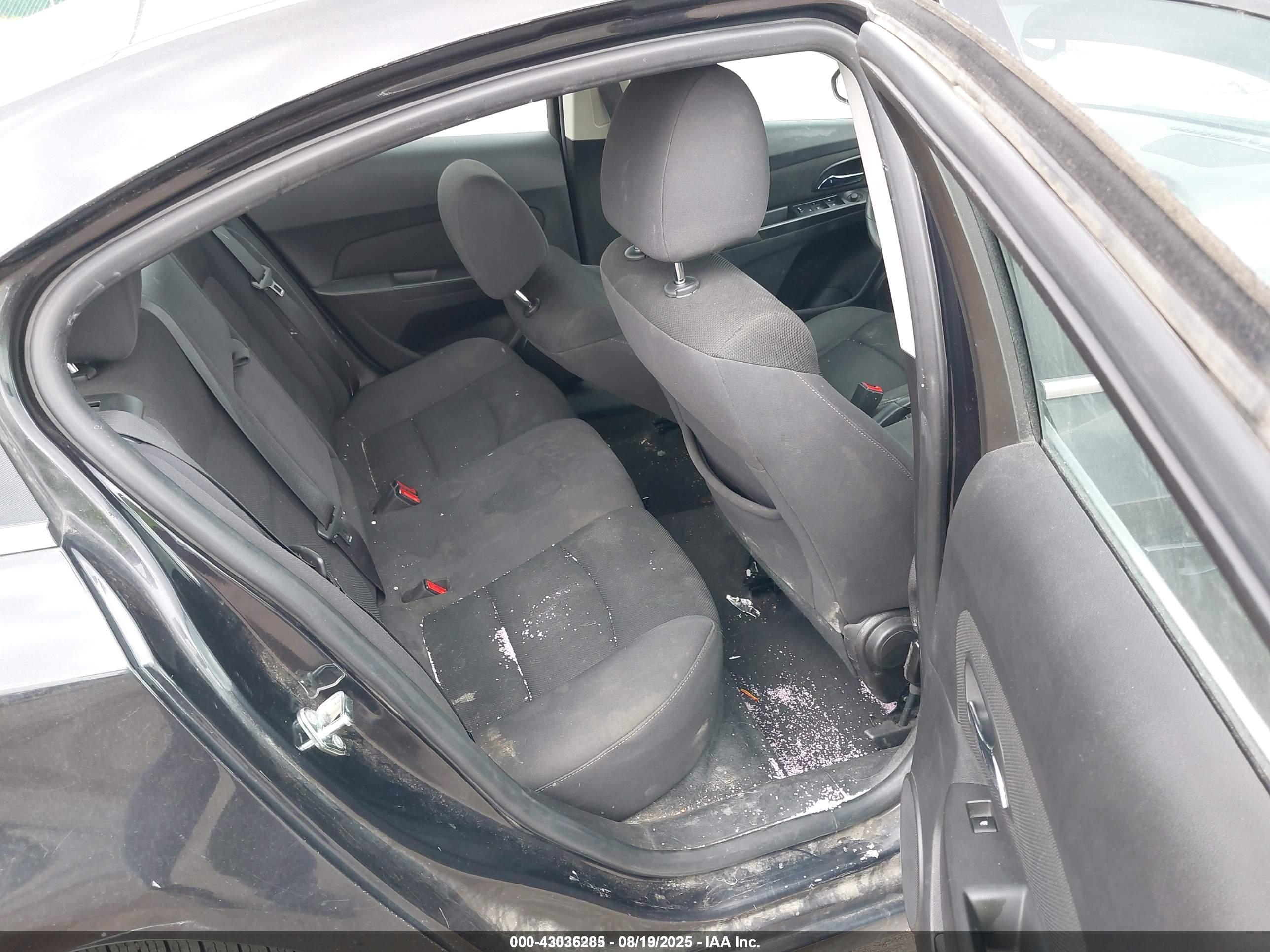 CHEVROLET CRUZE image 8