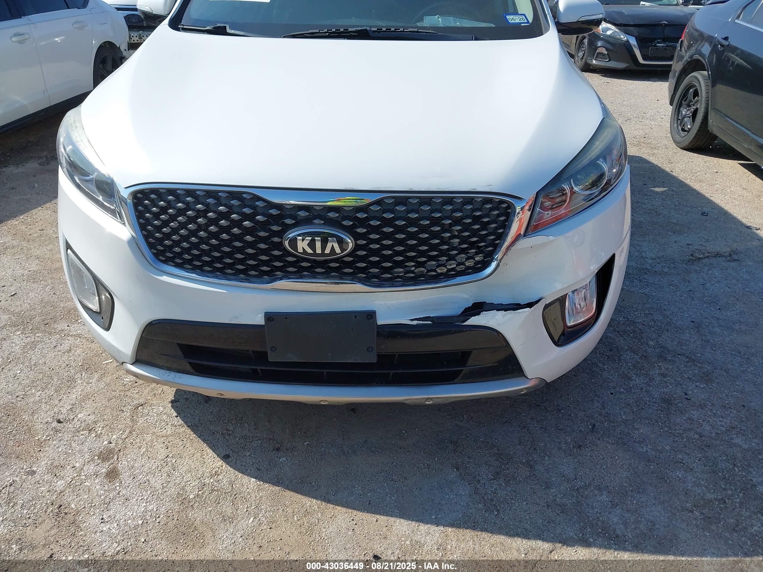 KIA SORENTO image 6