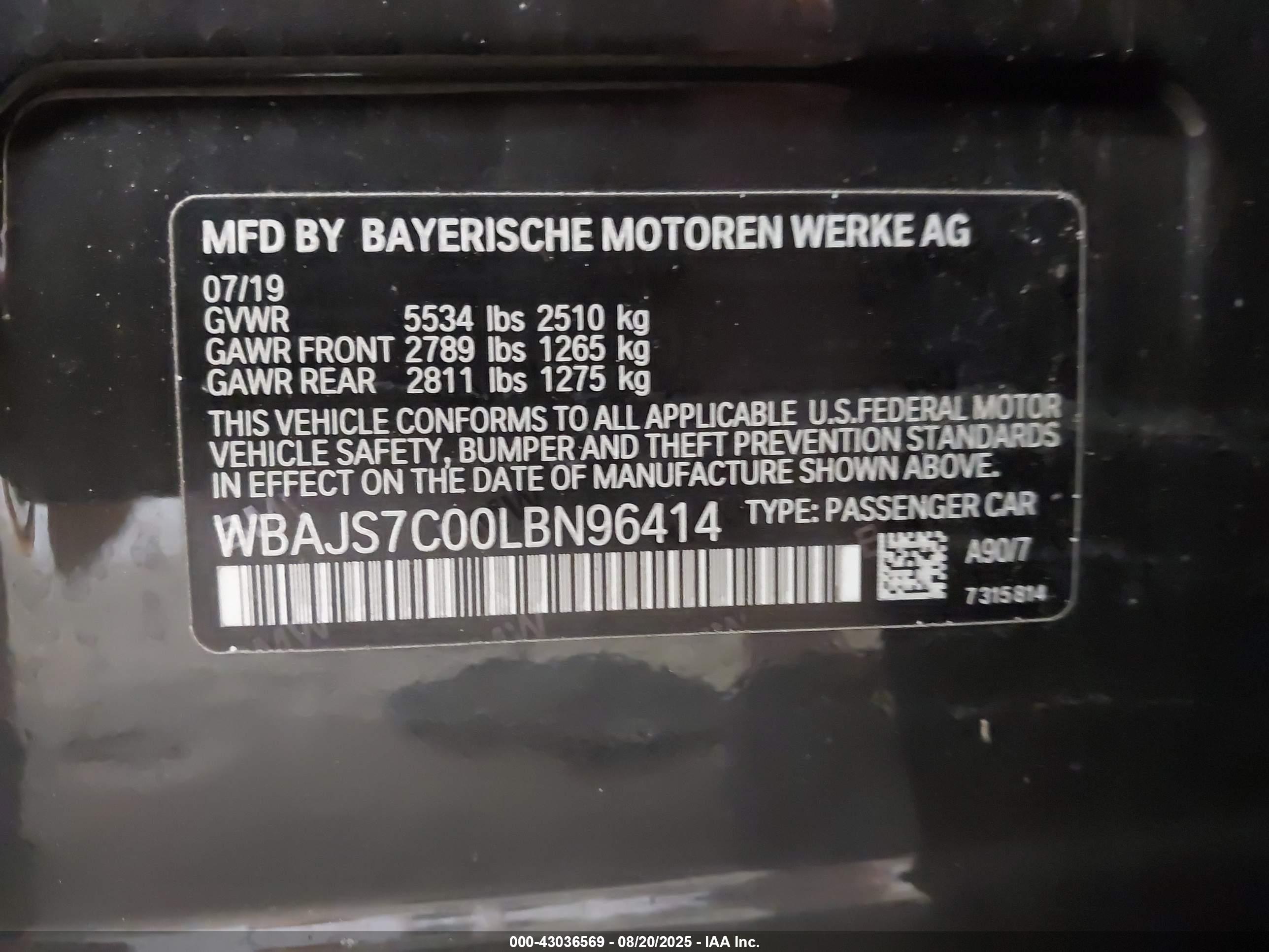 BMW M550I image 9