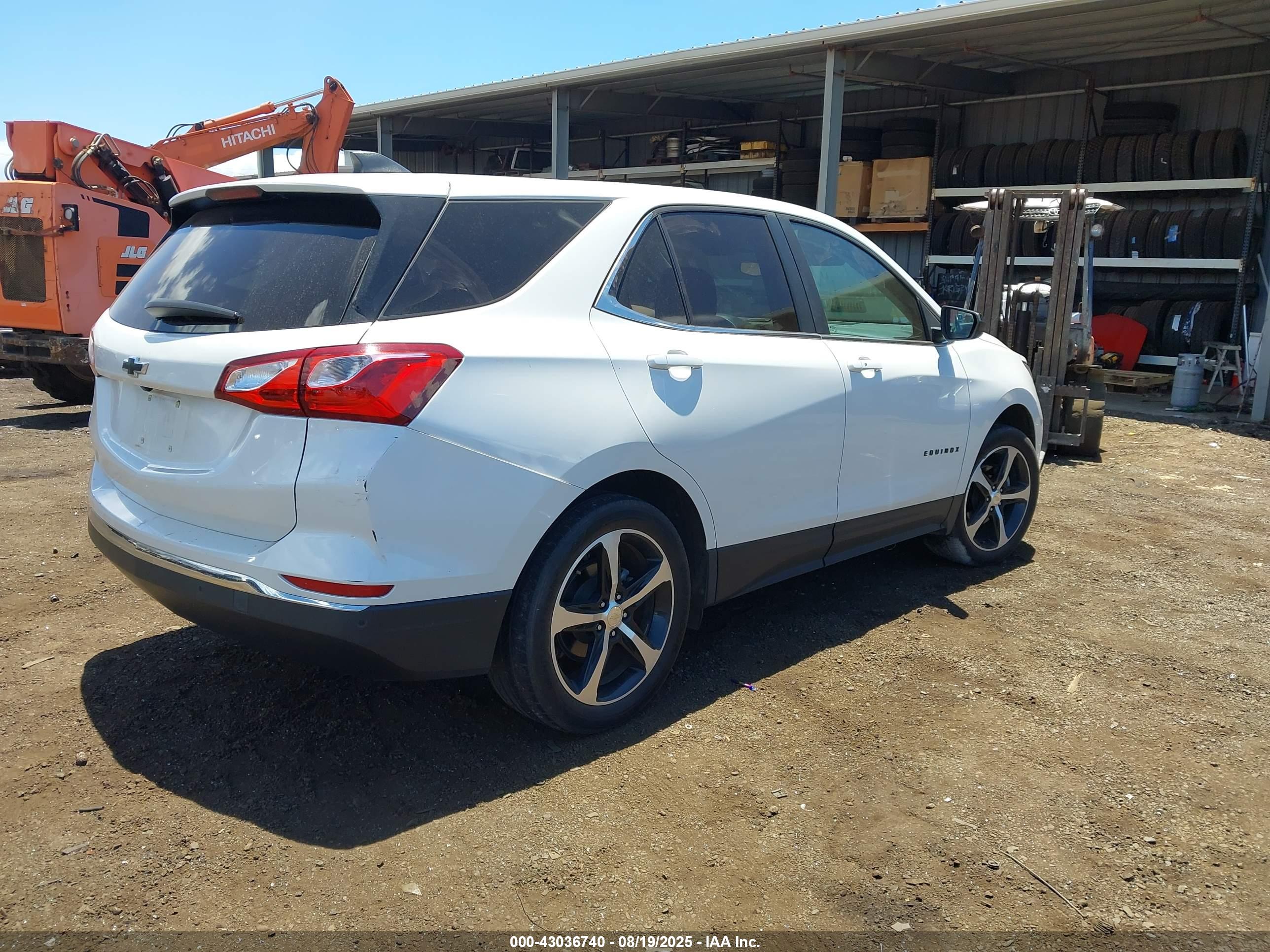 CHEVROLET EQUINOX image 4