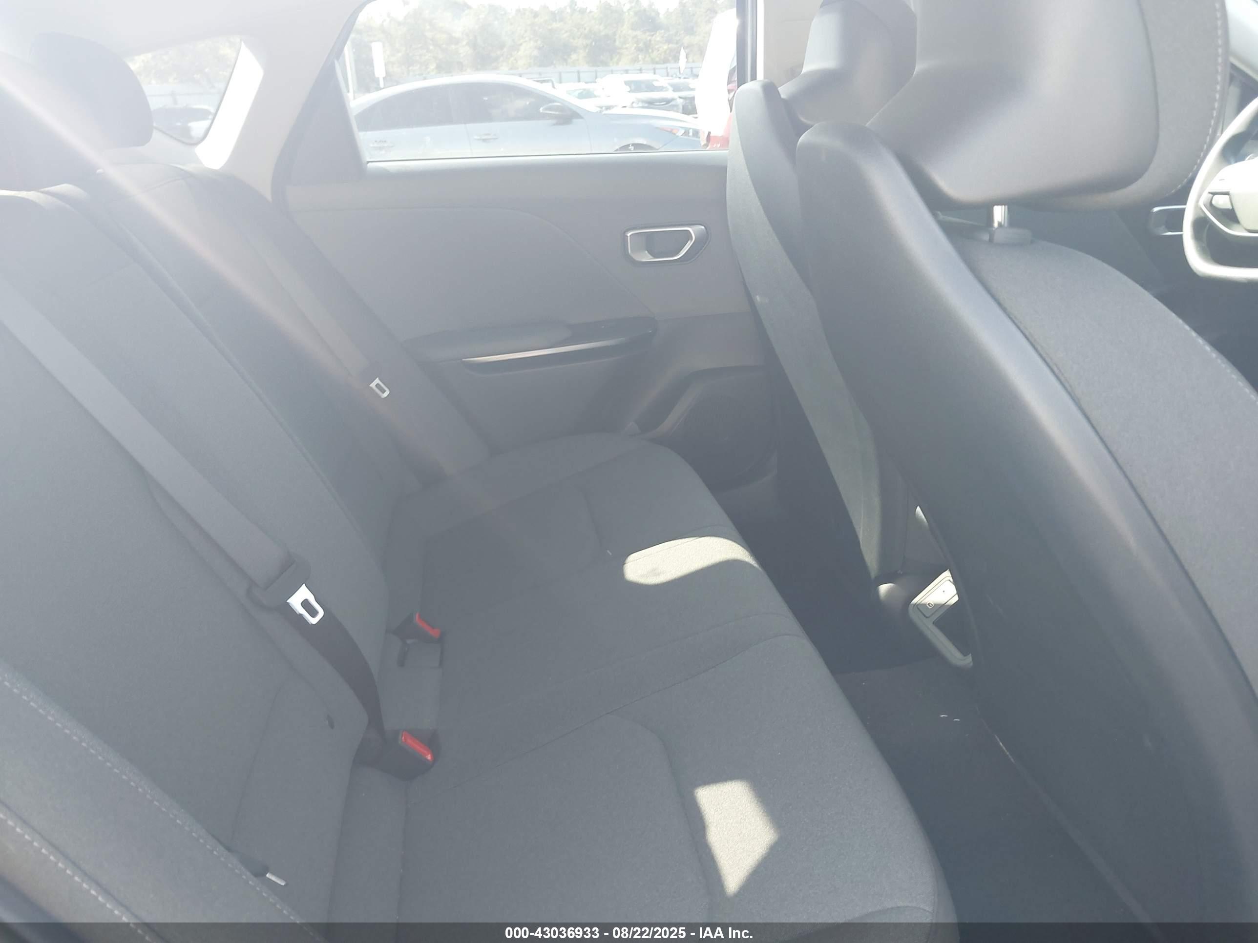 KIA K4 image 8