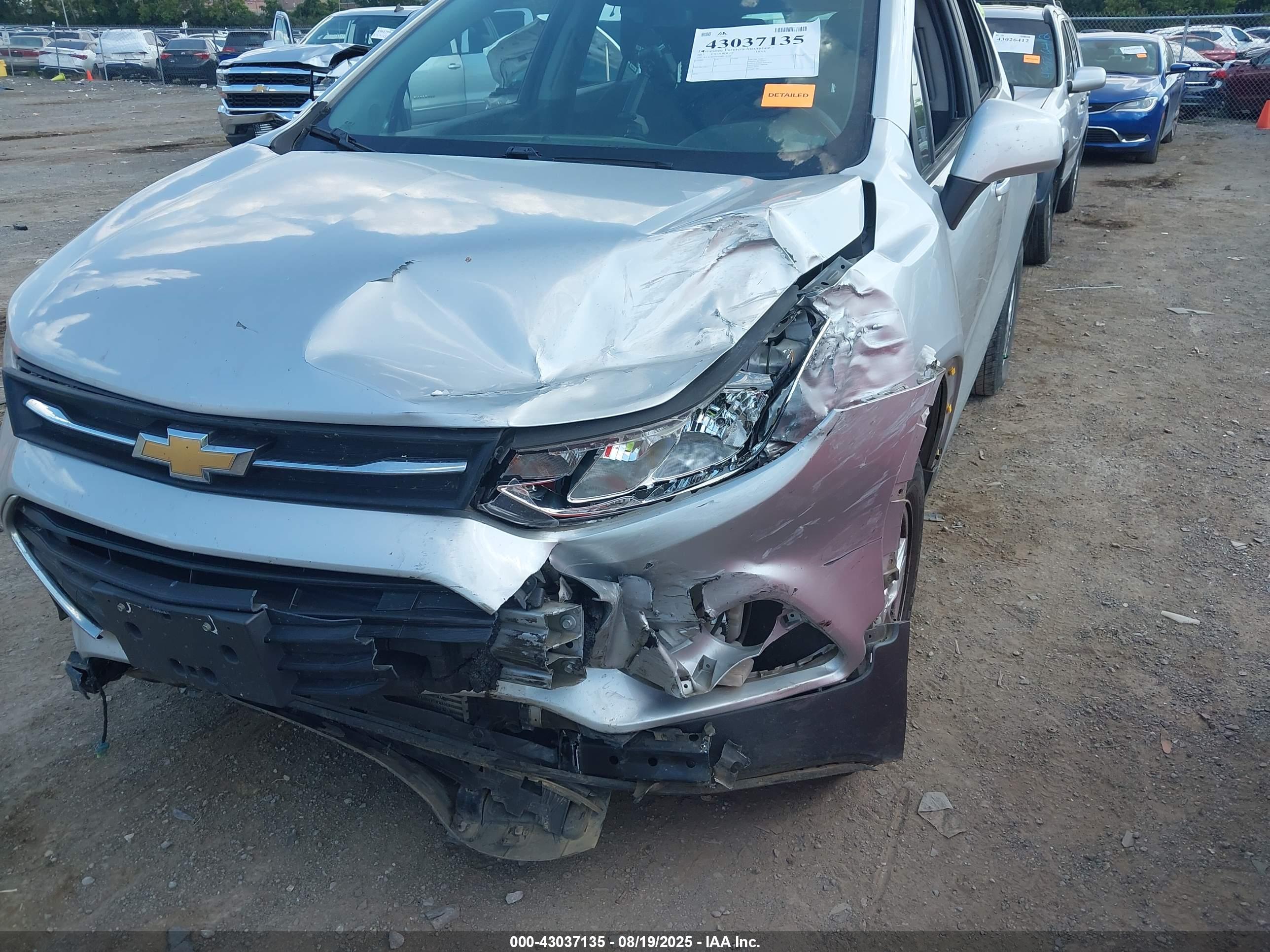 CHEVROLET TRAX image 6