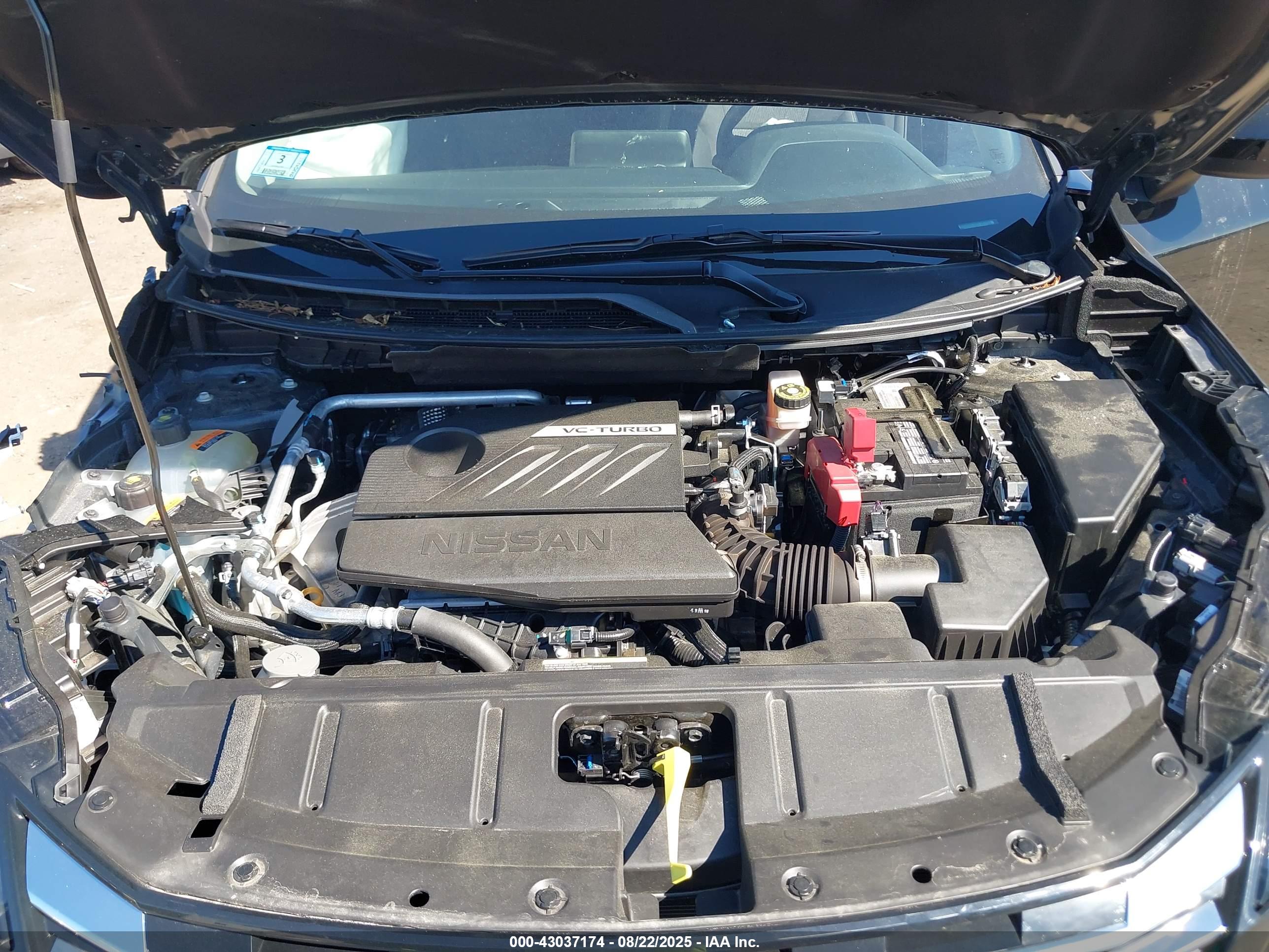 NISSAN ROGUE image 10