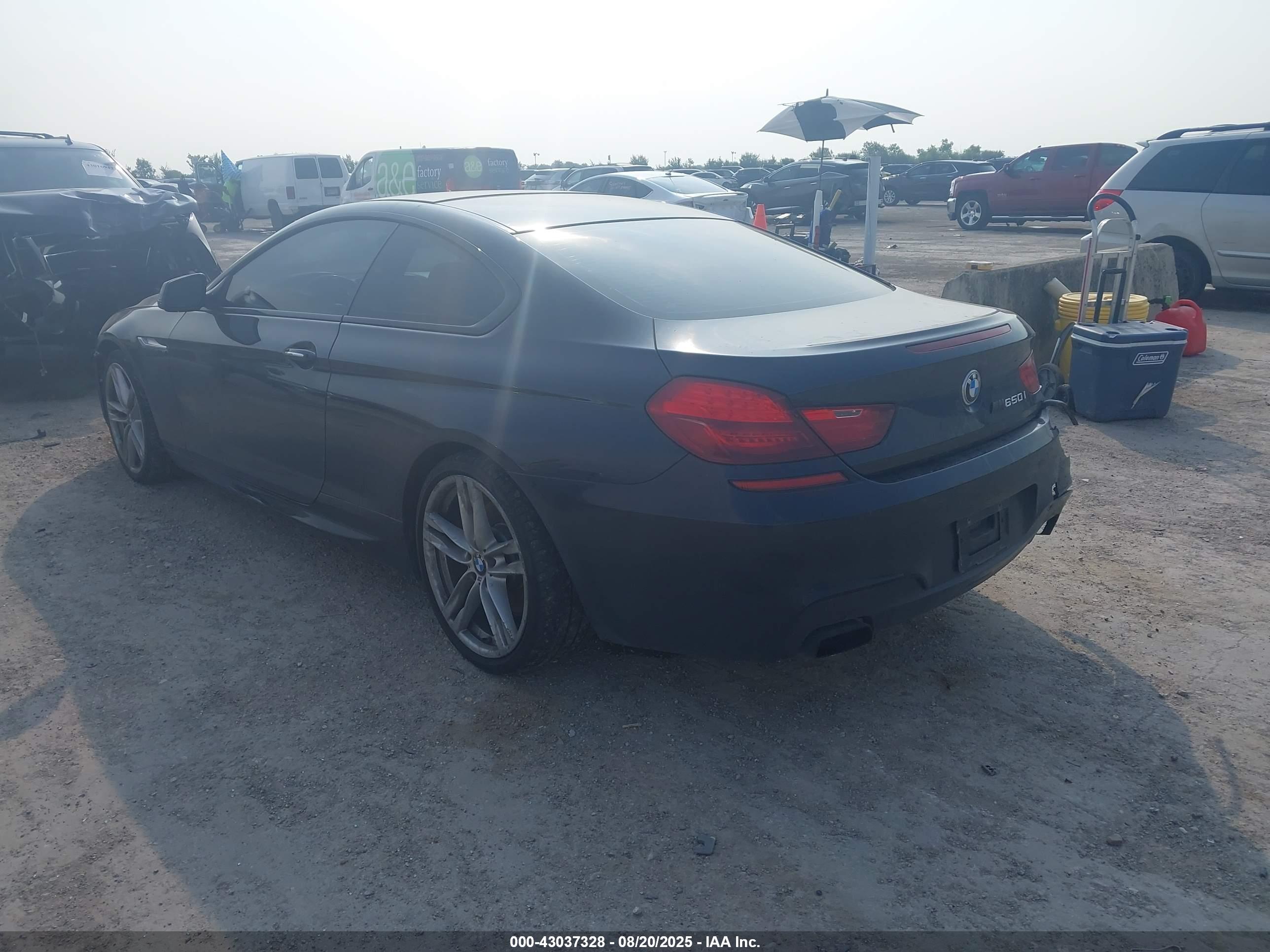 BMW 650I image 3