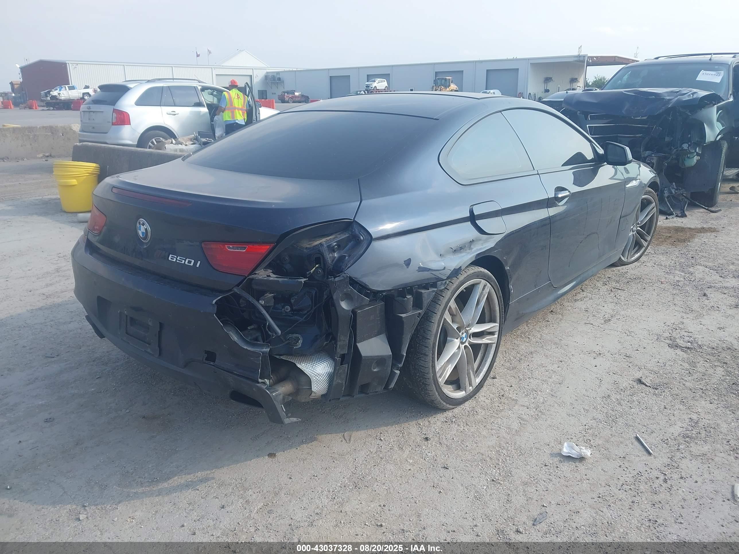 BMW 650I image 6