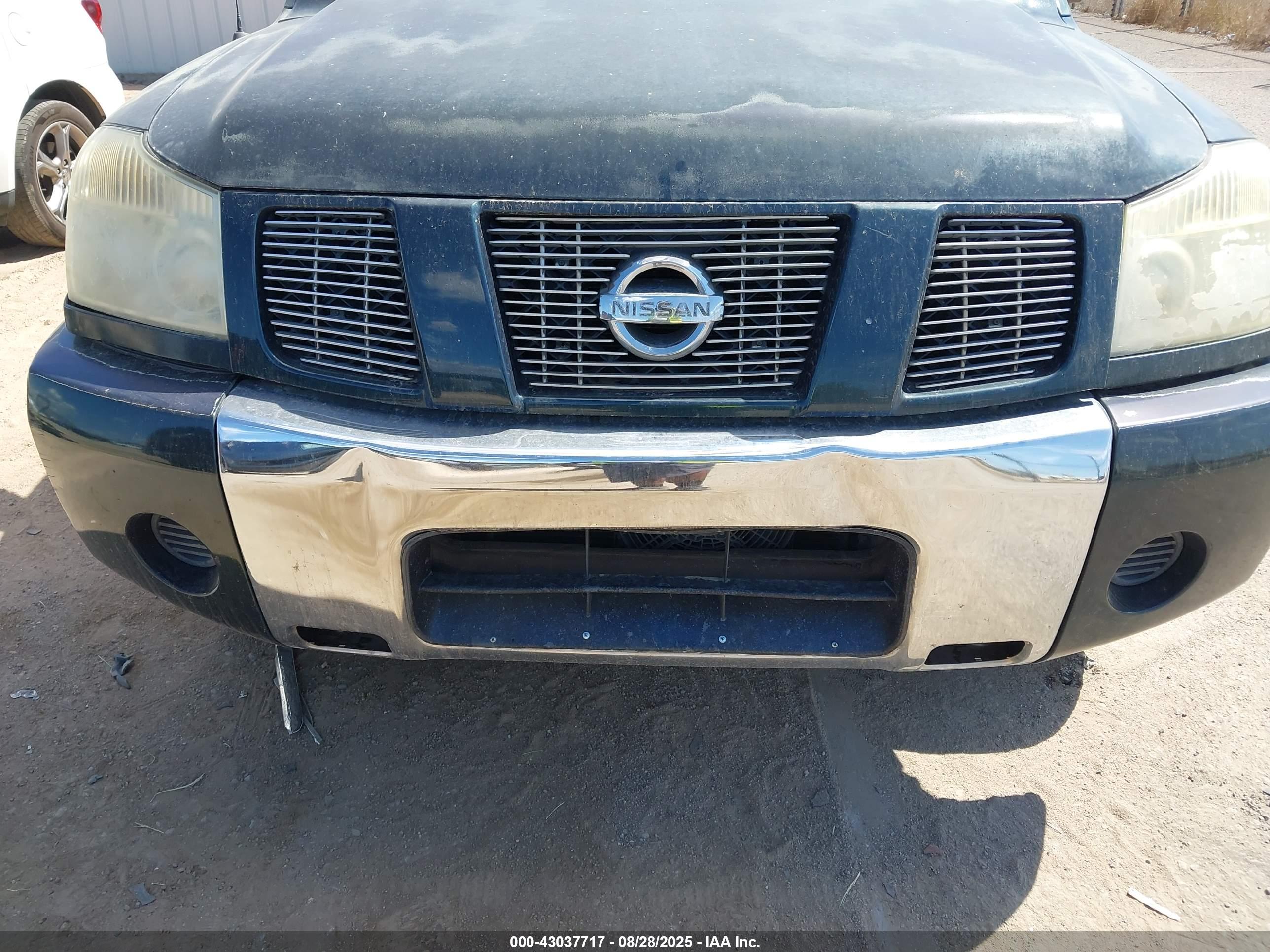 NISSAN TITAN image 6
