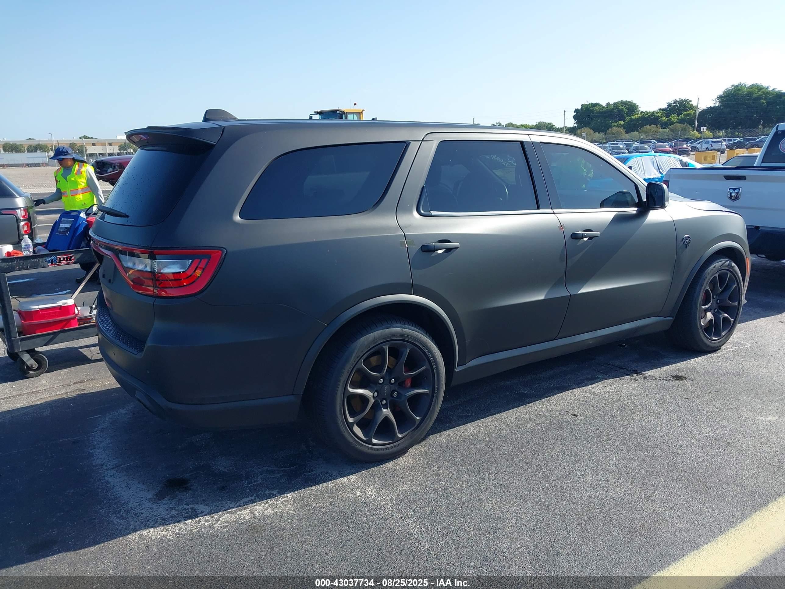 DODGE DURANGO image 4