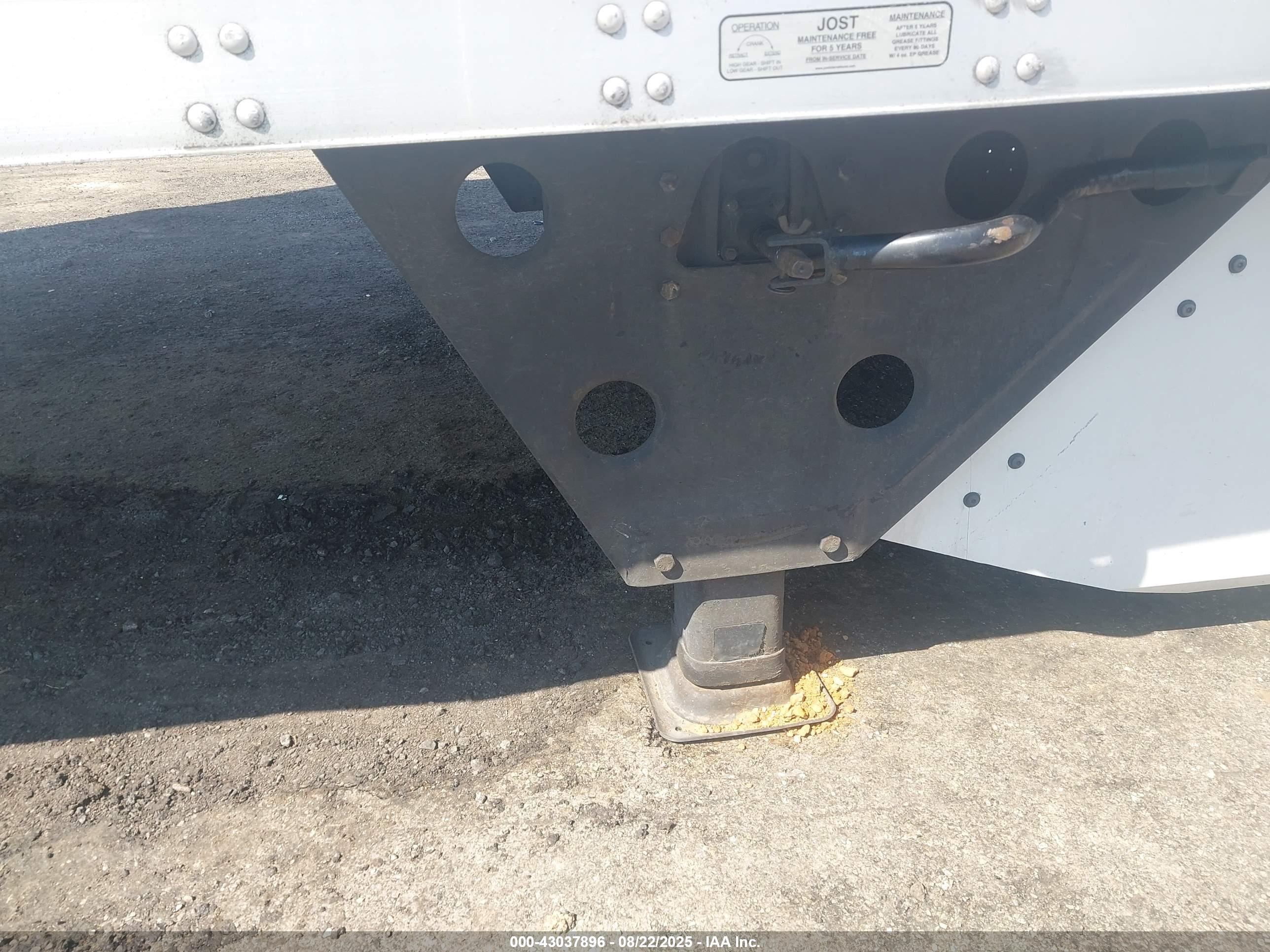 UTILITY TRAILER image 11