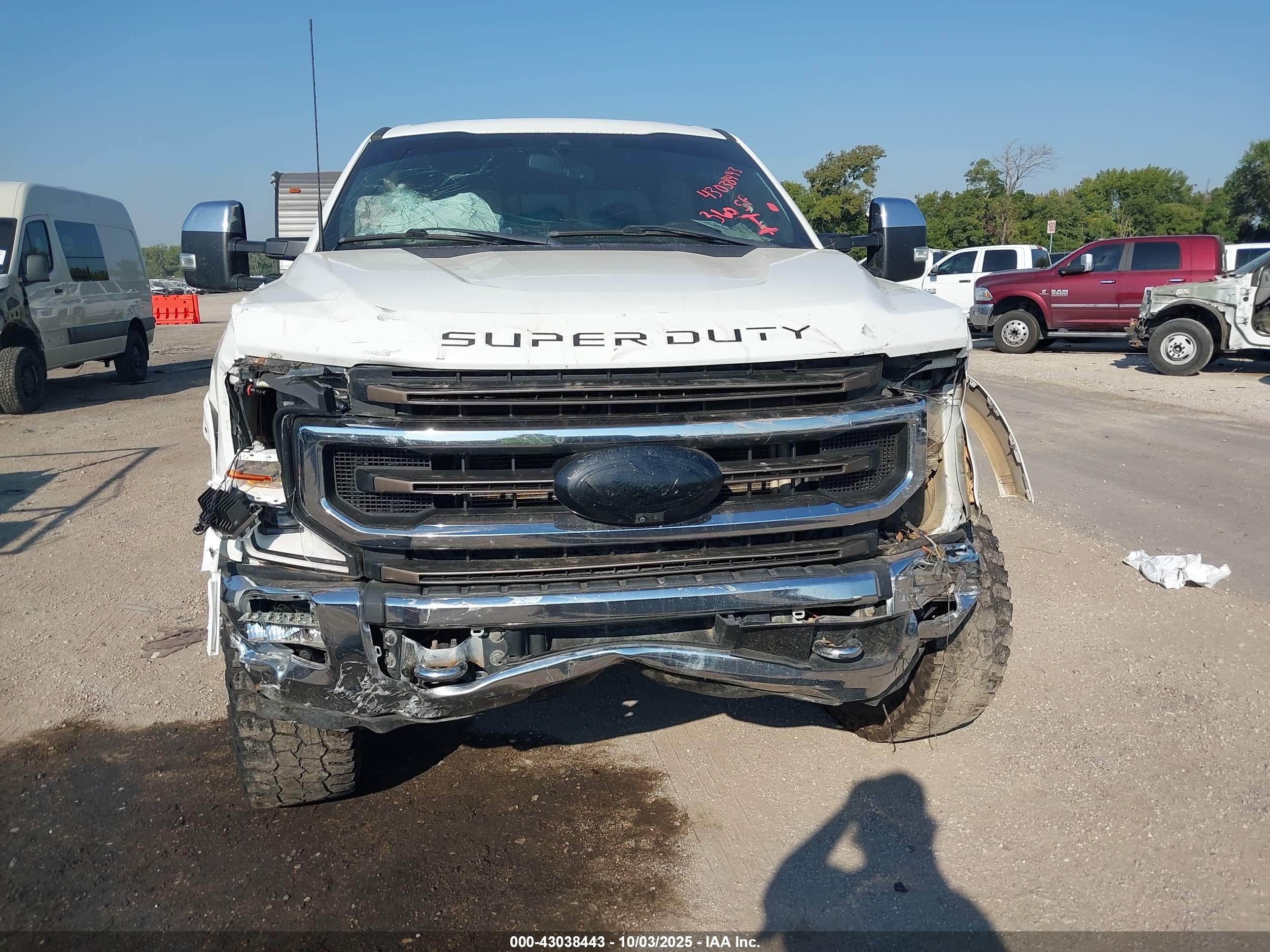 FORD F-250 image 6