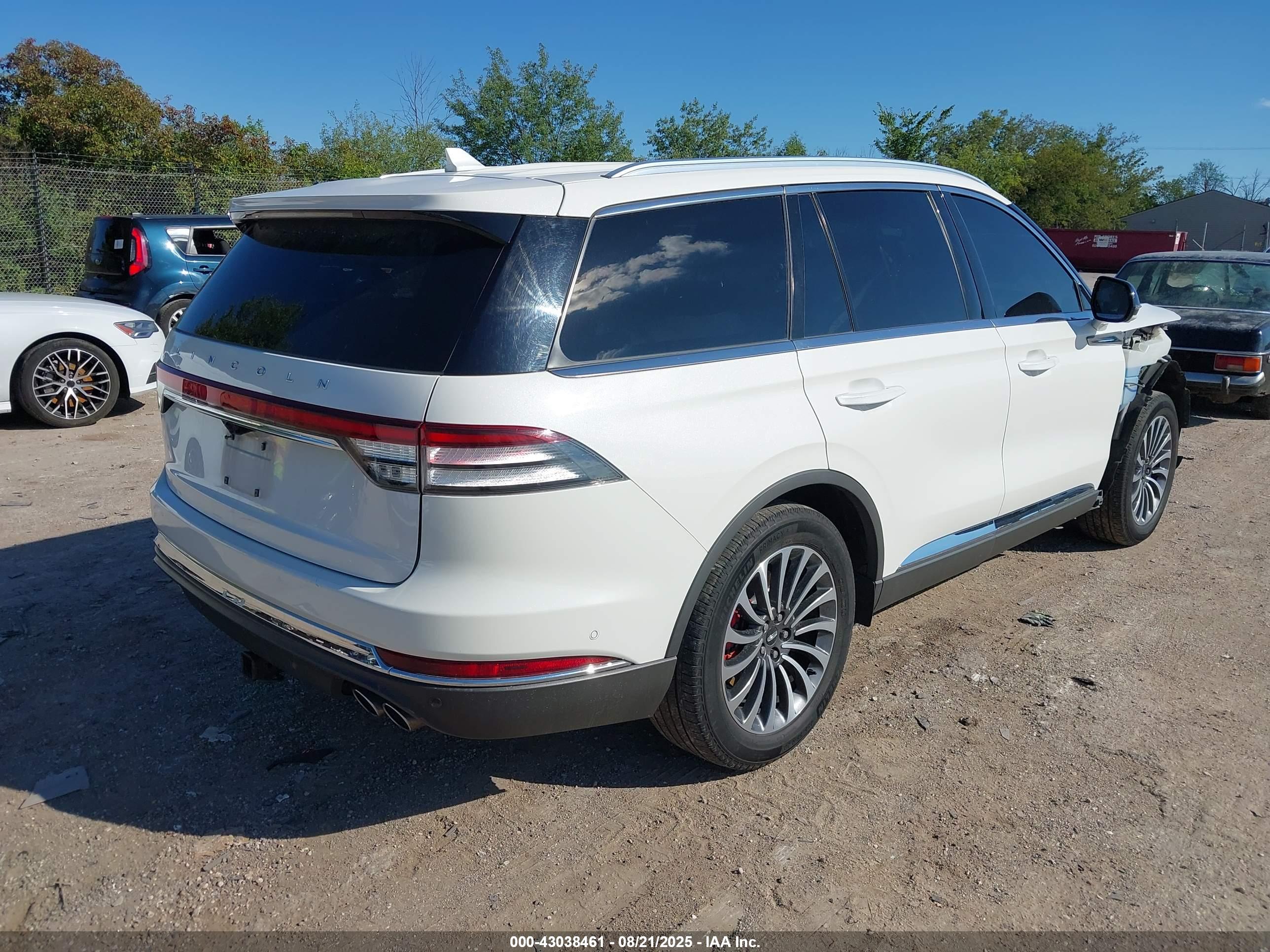 LINCOLN AVIATOR image 4