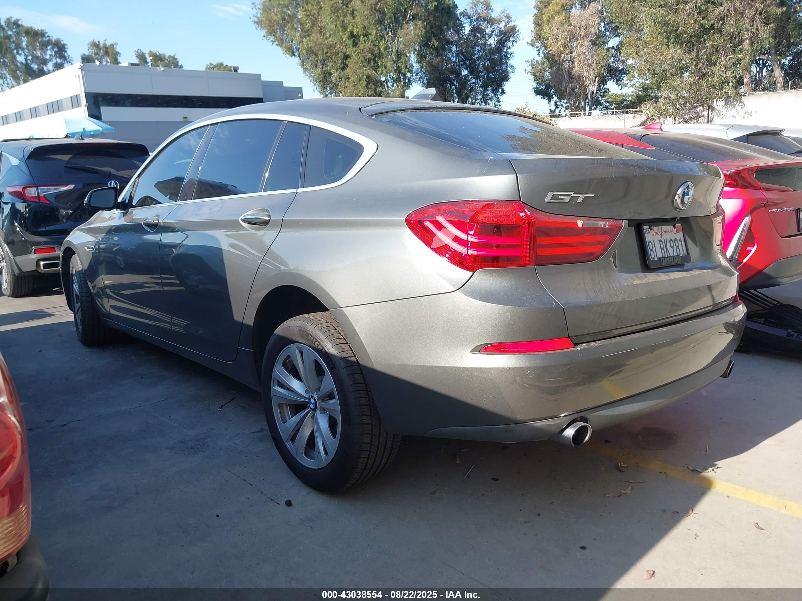 BMW 535I image 3