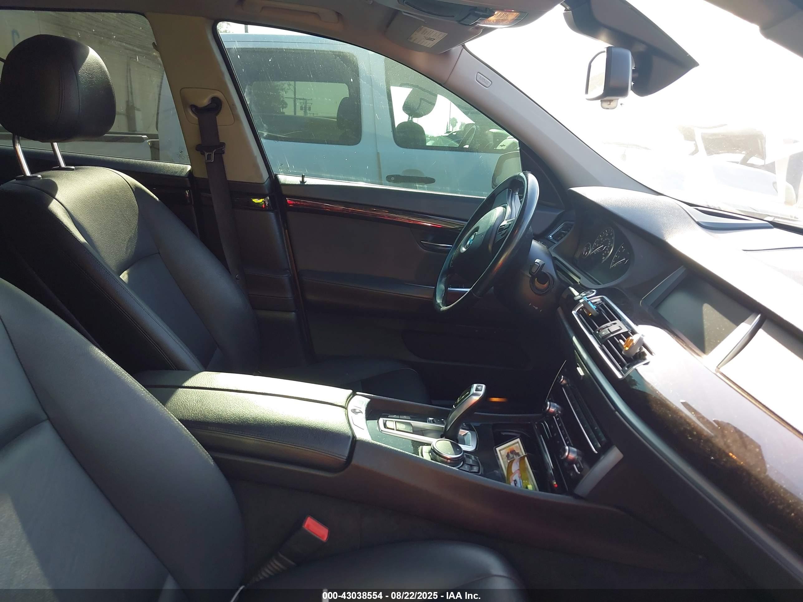 BMW 535I image 5
