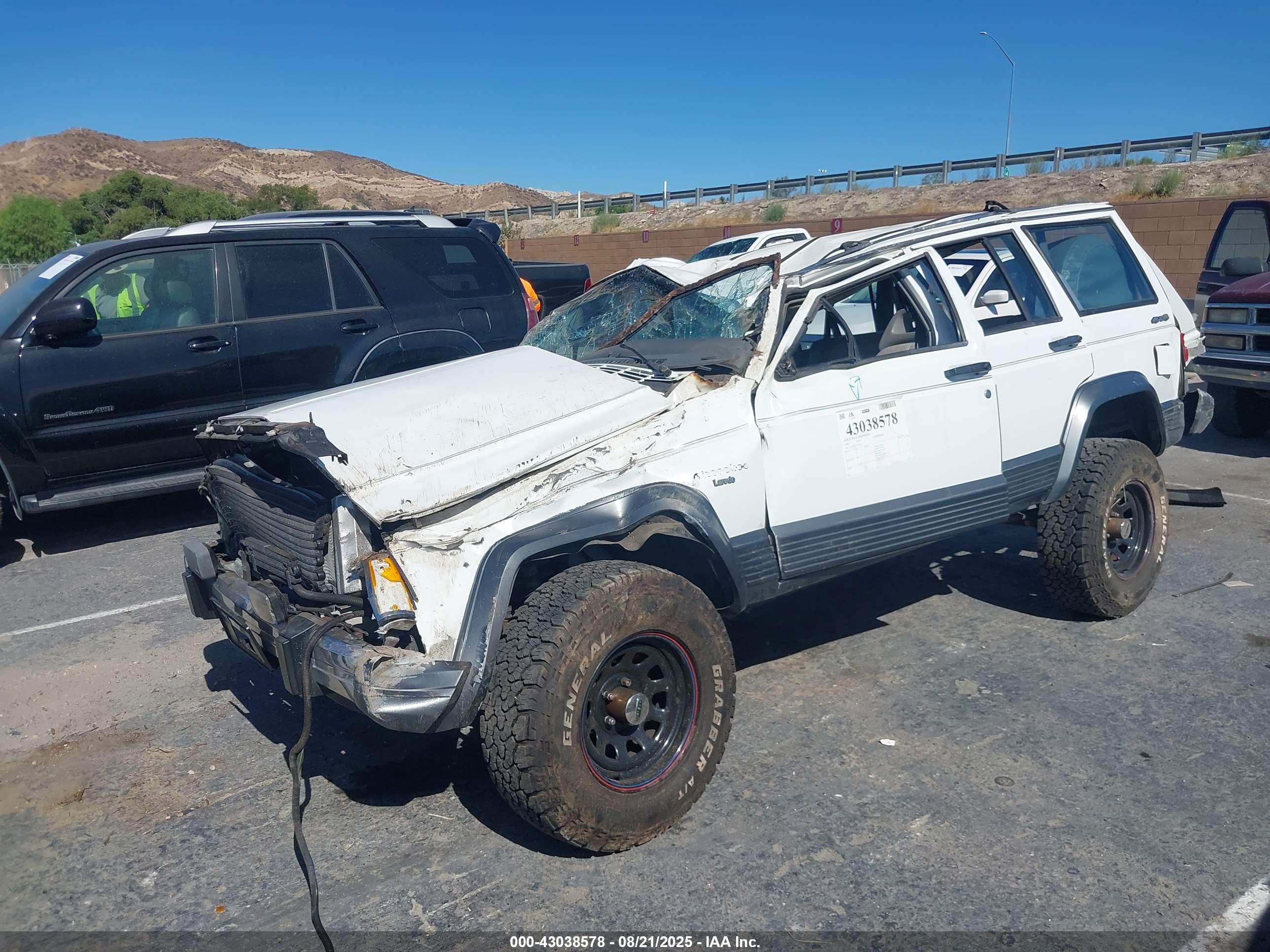 JEEP CHEROKEE image 2