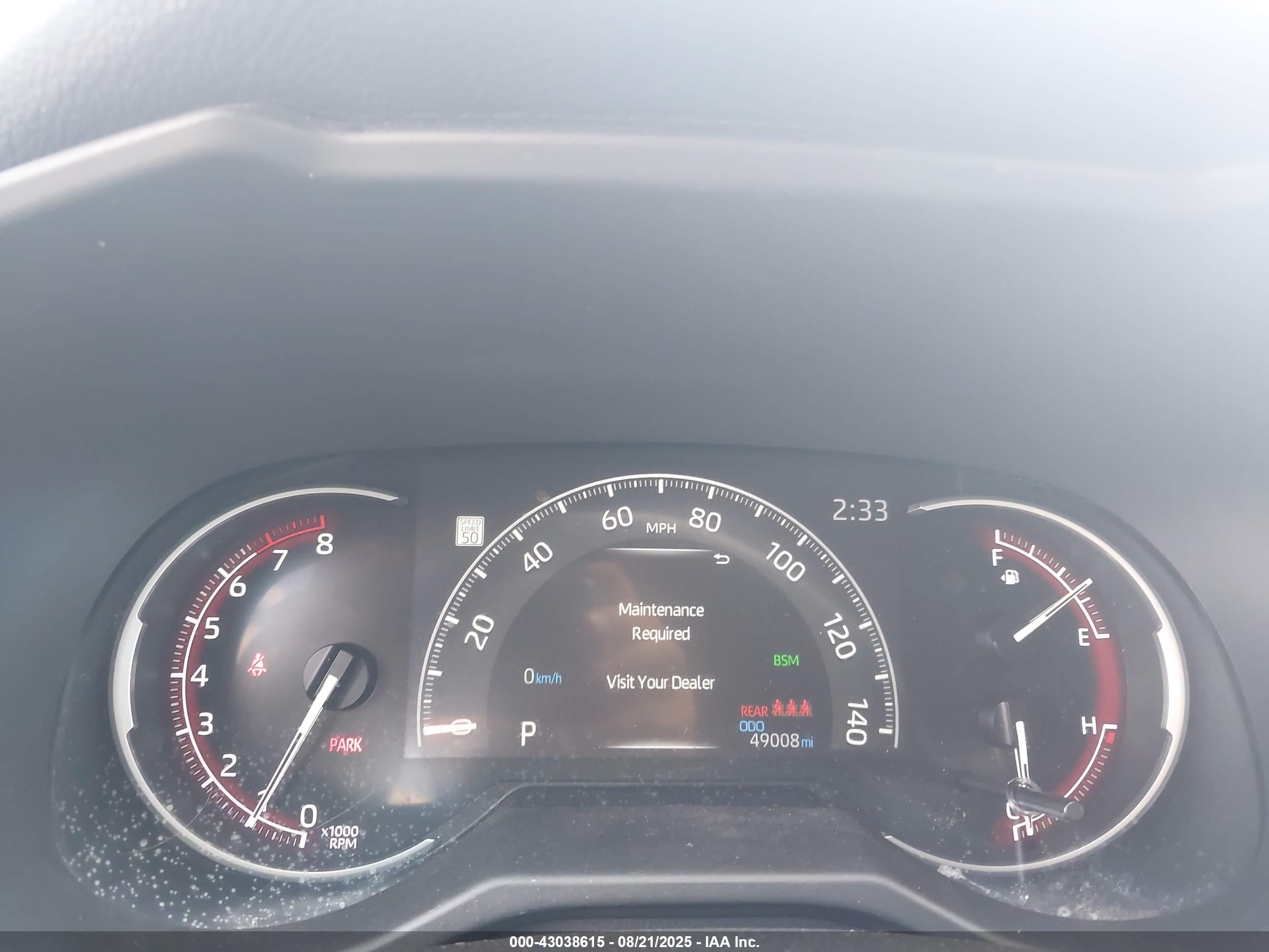 TOYOTA RAV4 image 7
