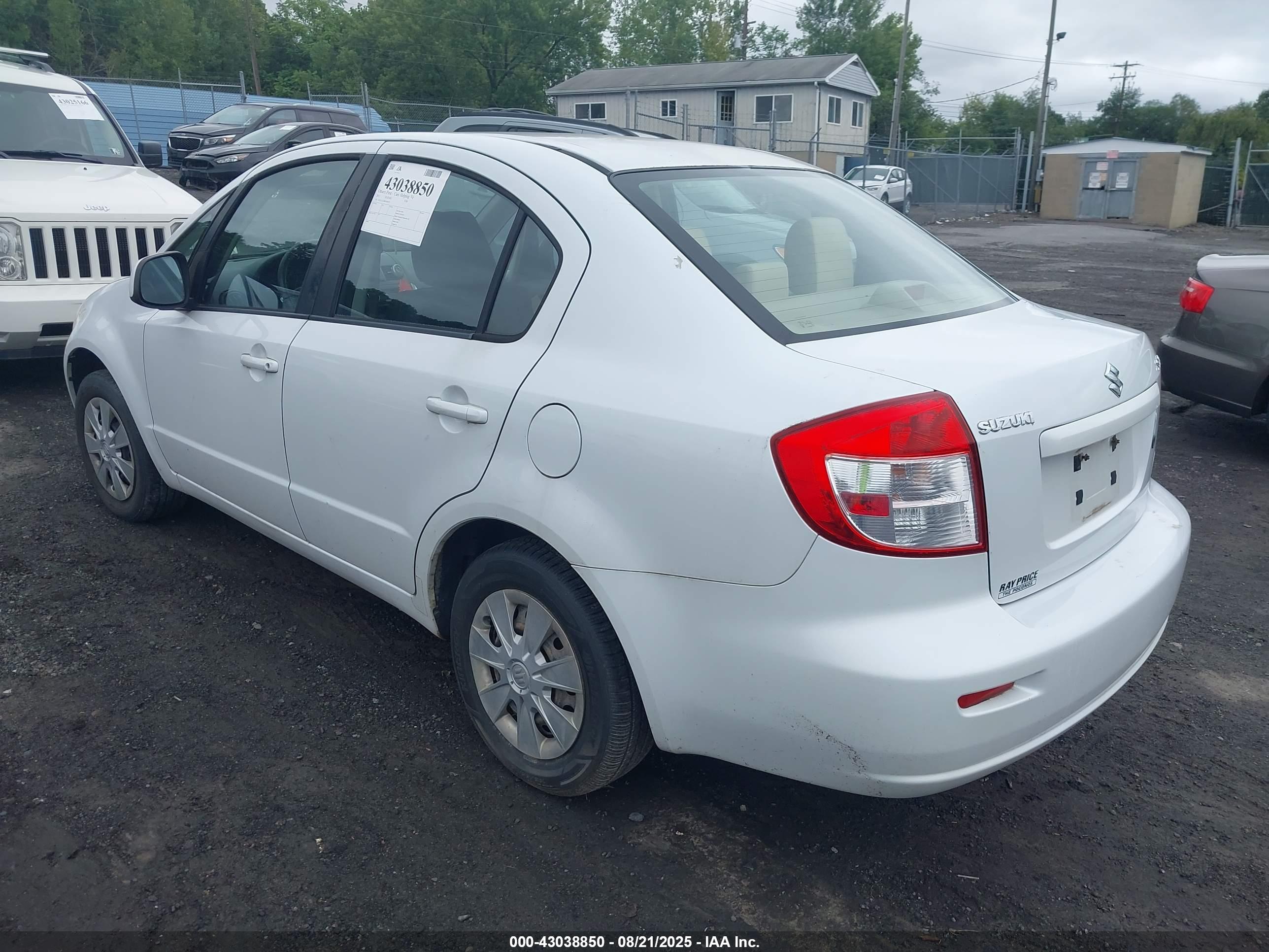 SUZUKI SX4 image 3