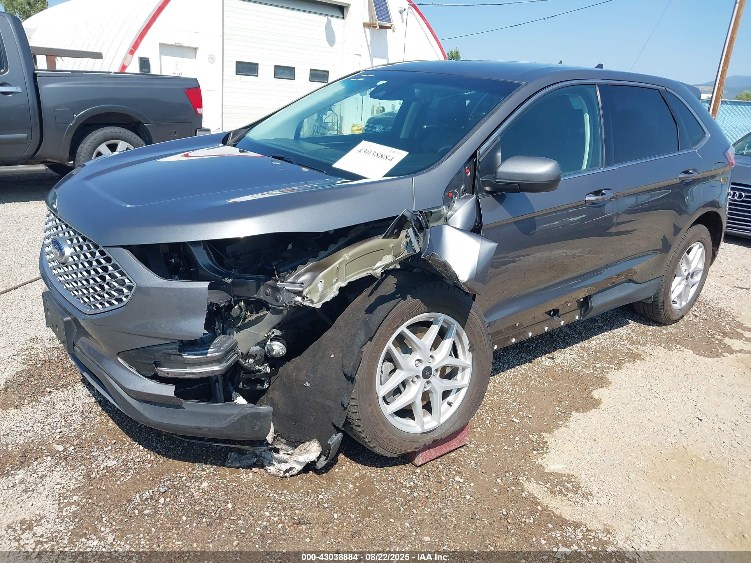 FORD EDGE image 2
