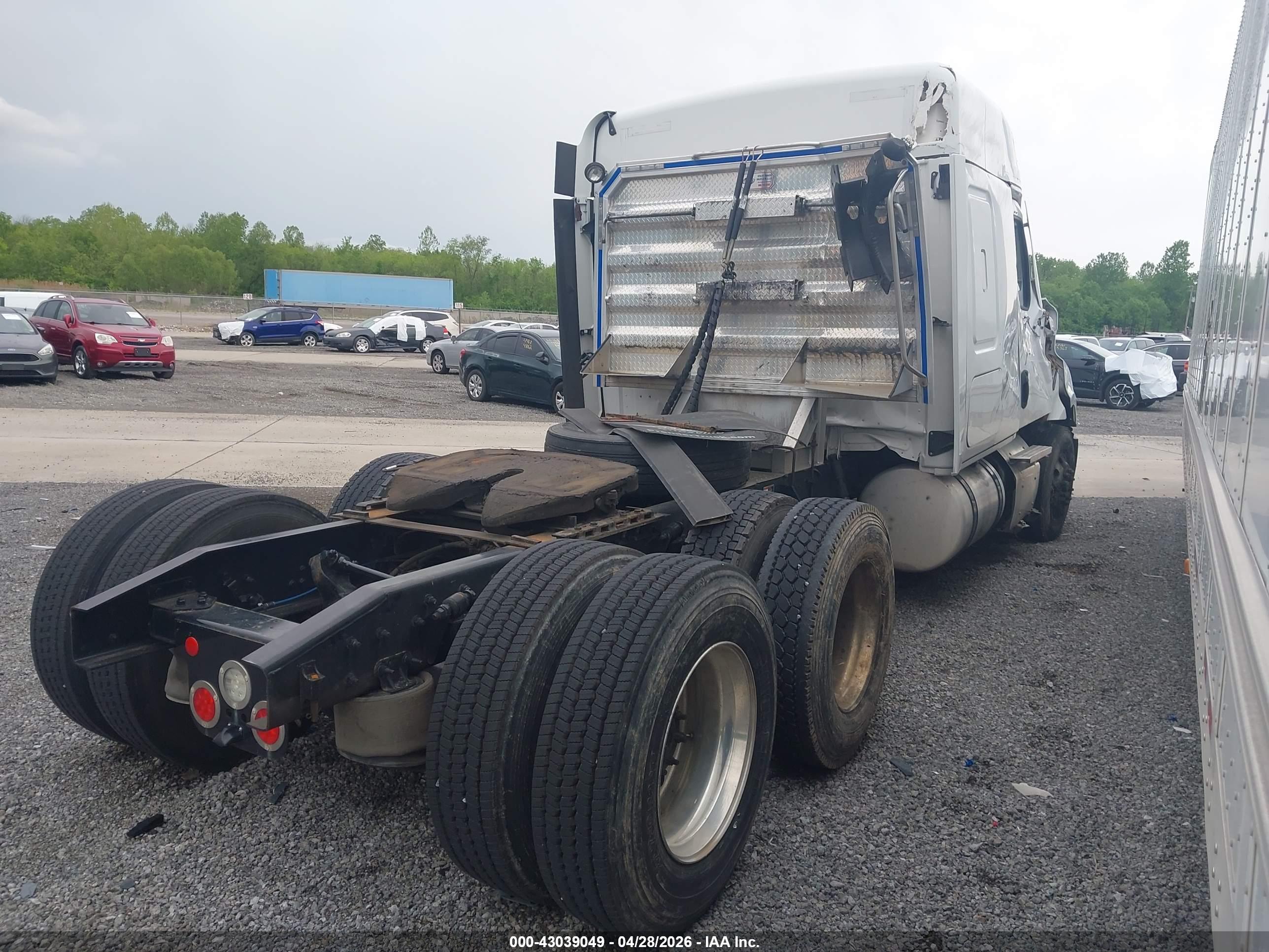 FREIGHTLINER NEW image 4