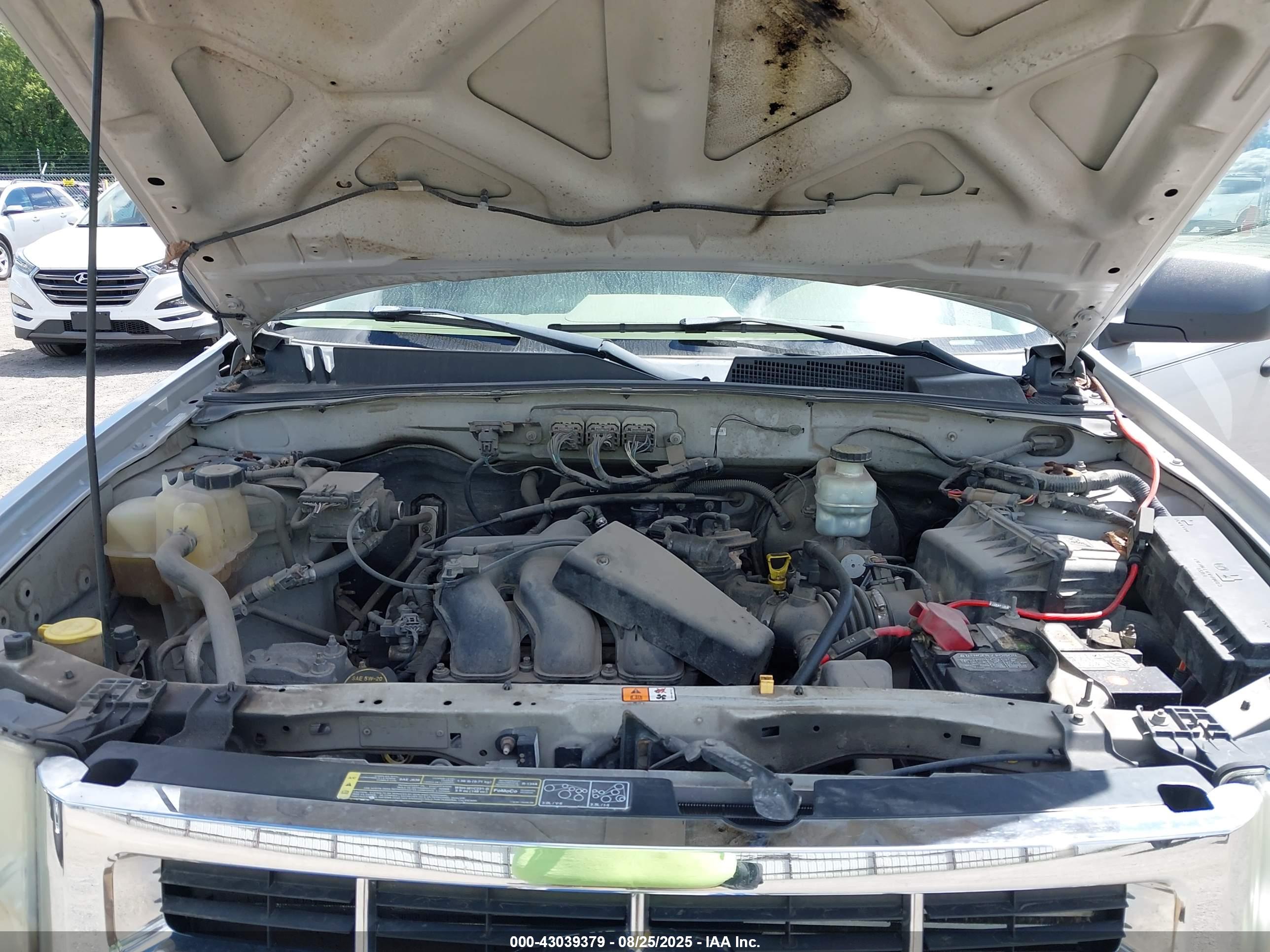 FORD ESCAPE image 10