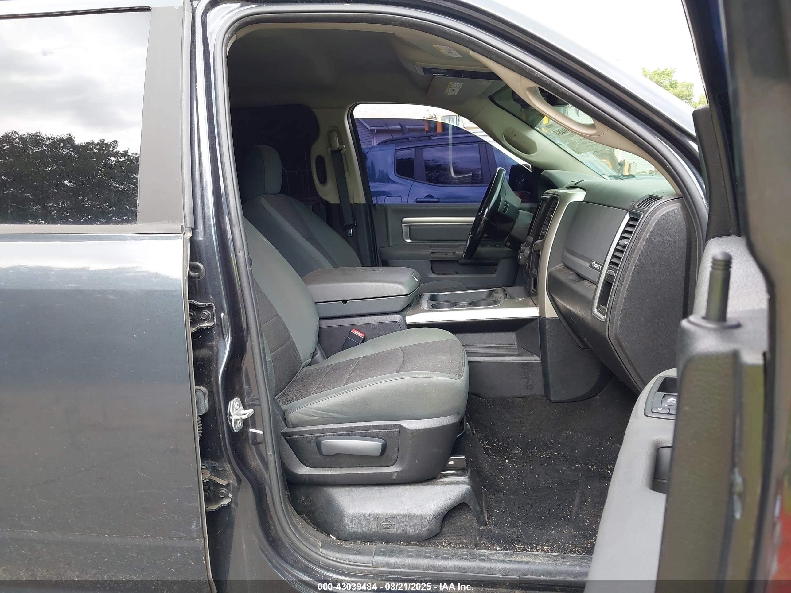 RAM 1500 image 5