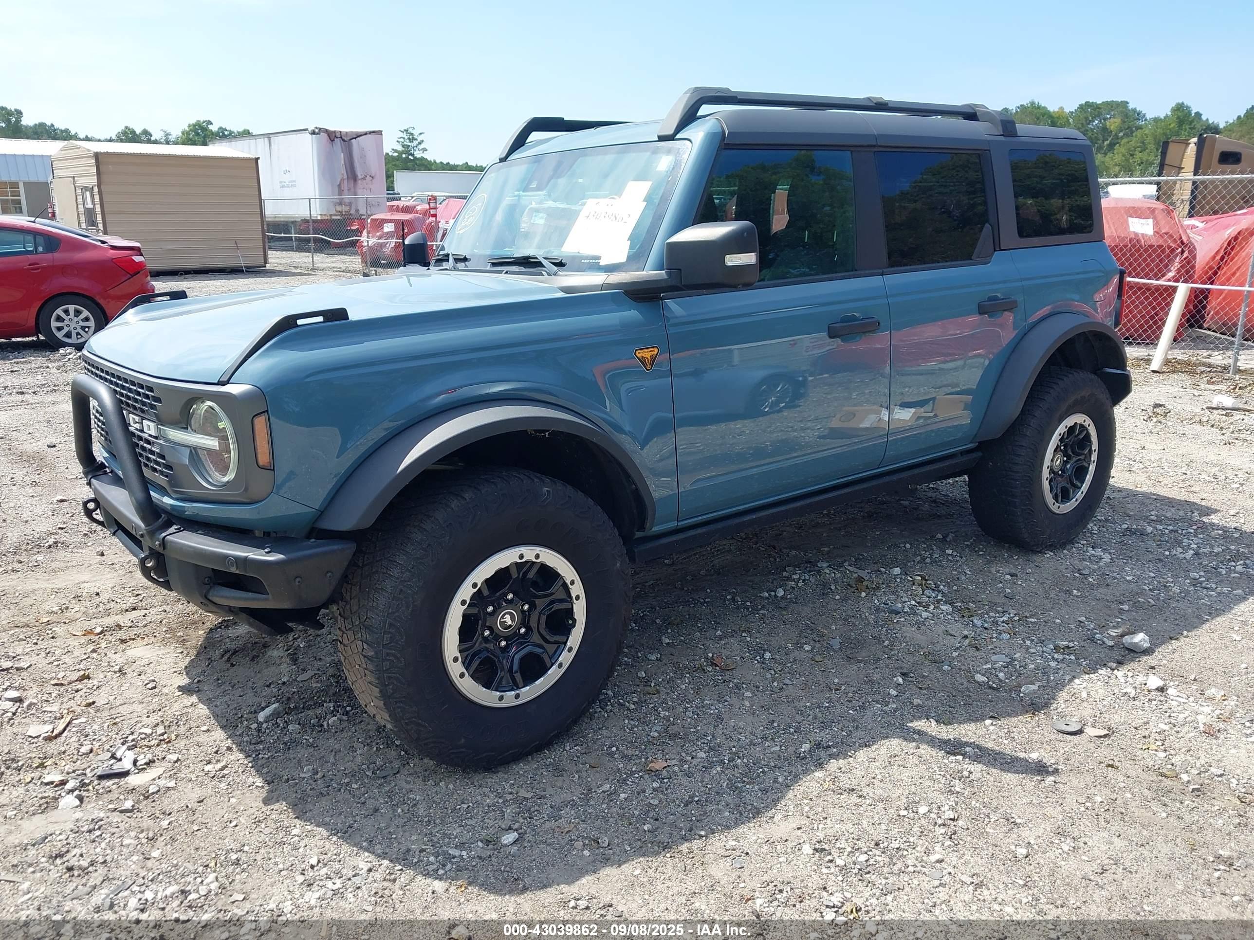 FORD BRONCO image 2
