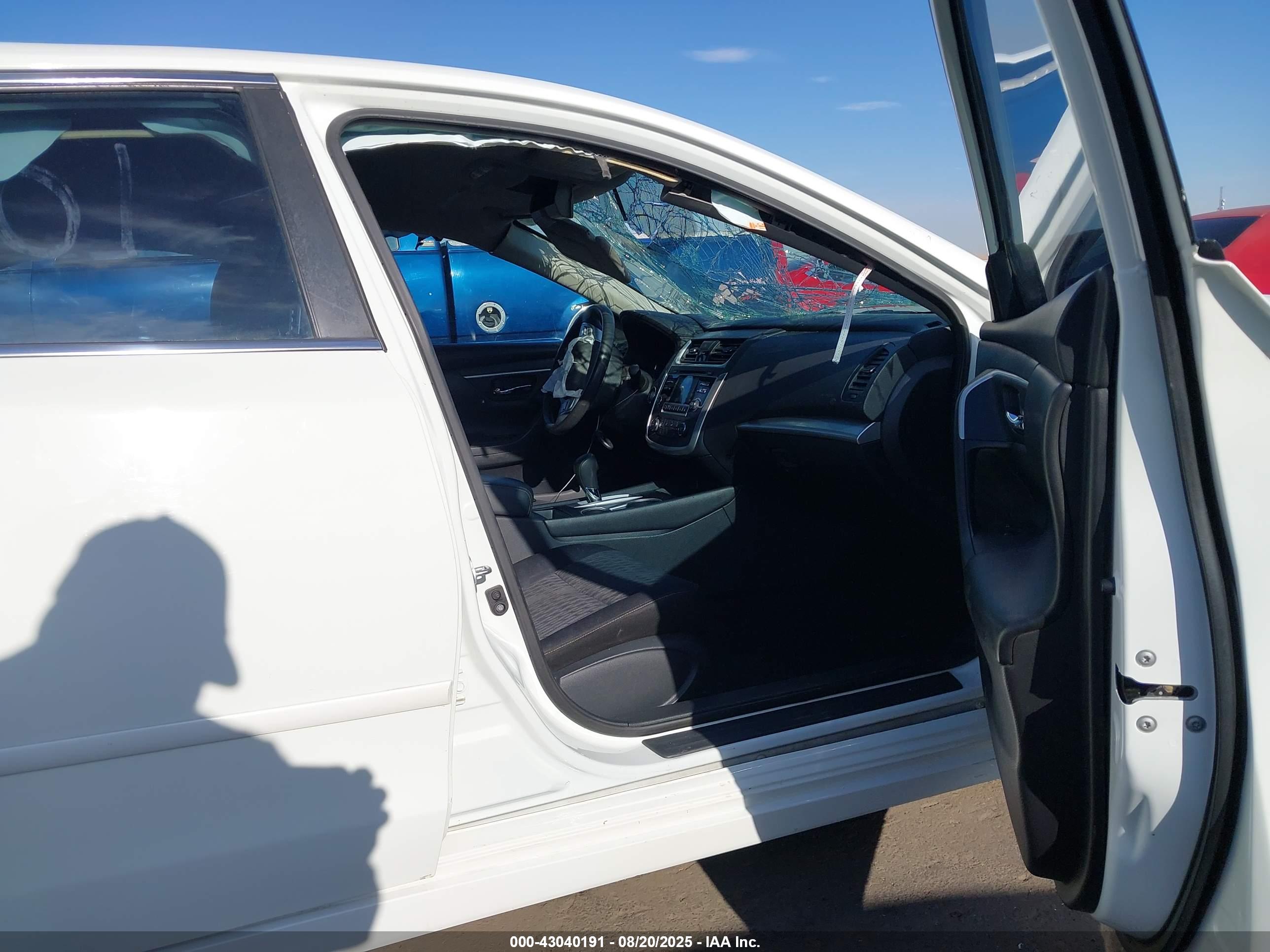 NISSAN ALTIMA image 5