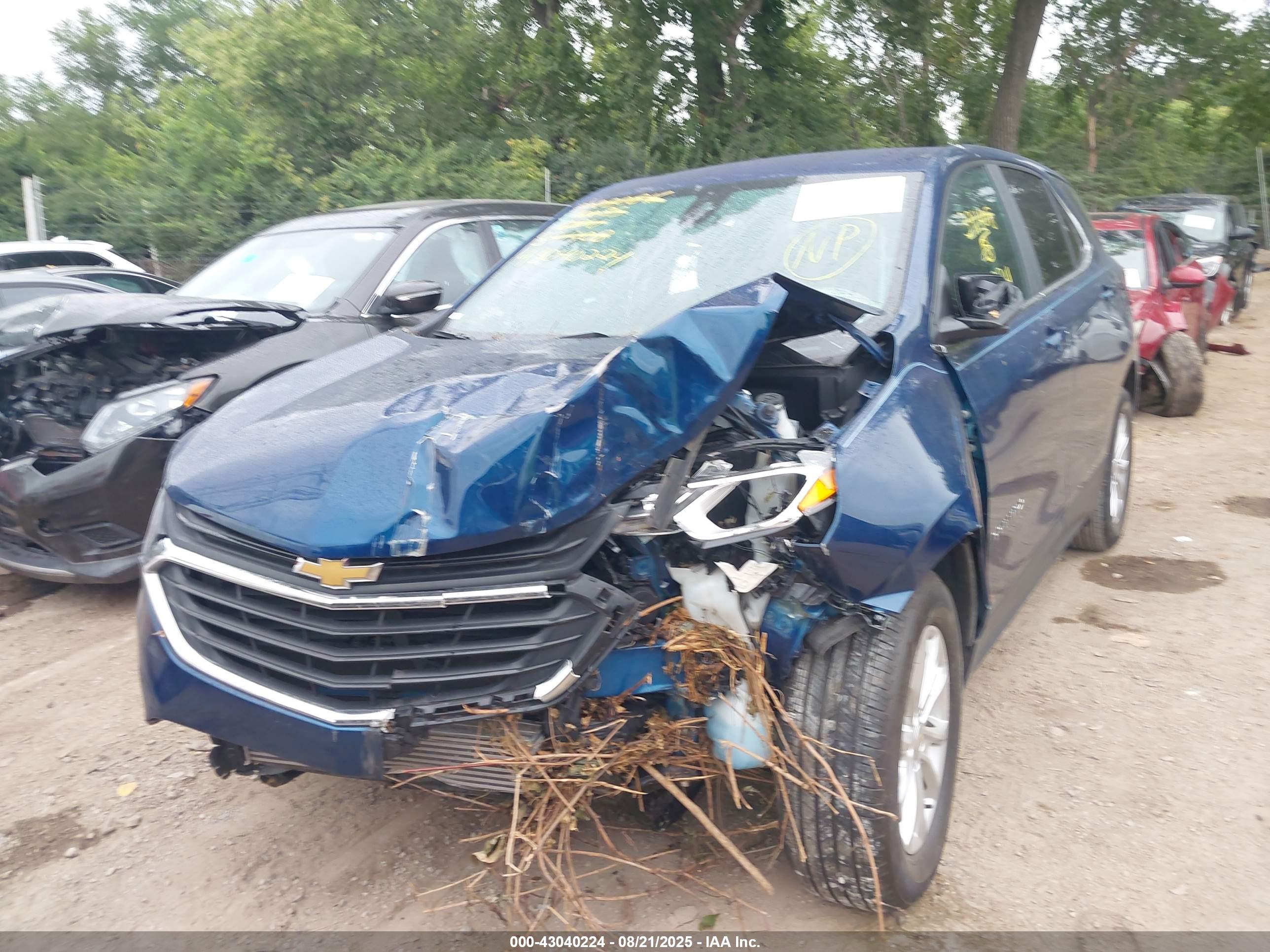 CHEVROLET EQUINOX image 2