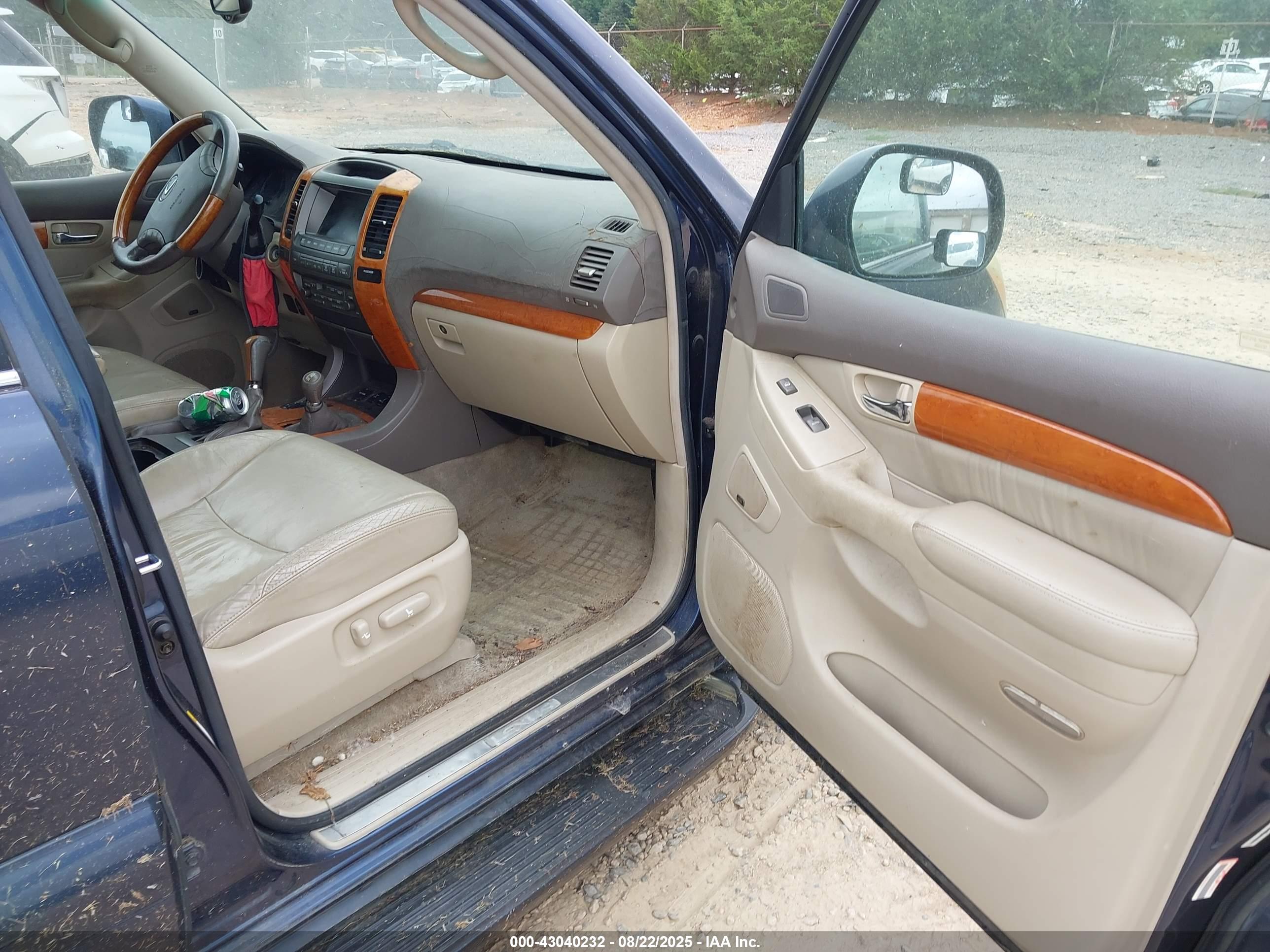 LEXUS GX image 5