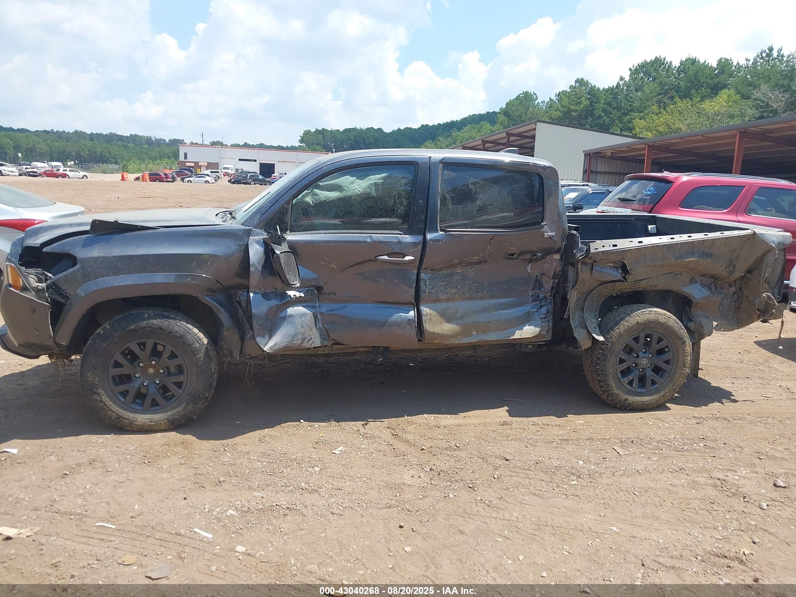 TOYOTA TACOMA image 6
