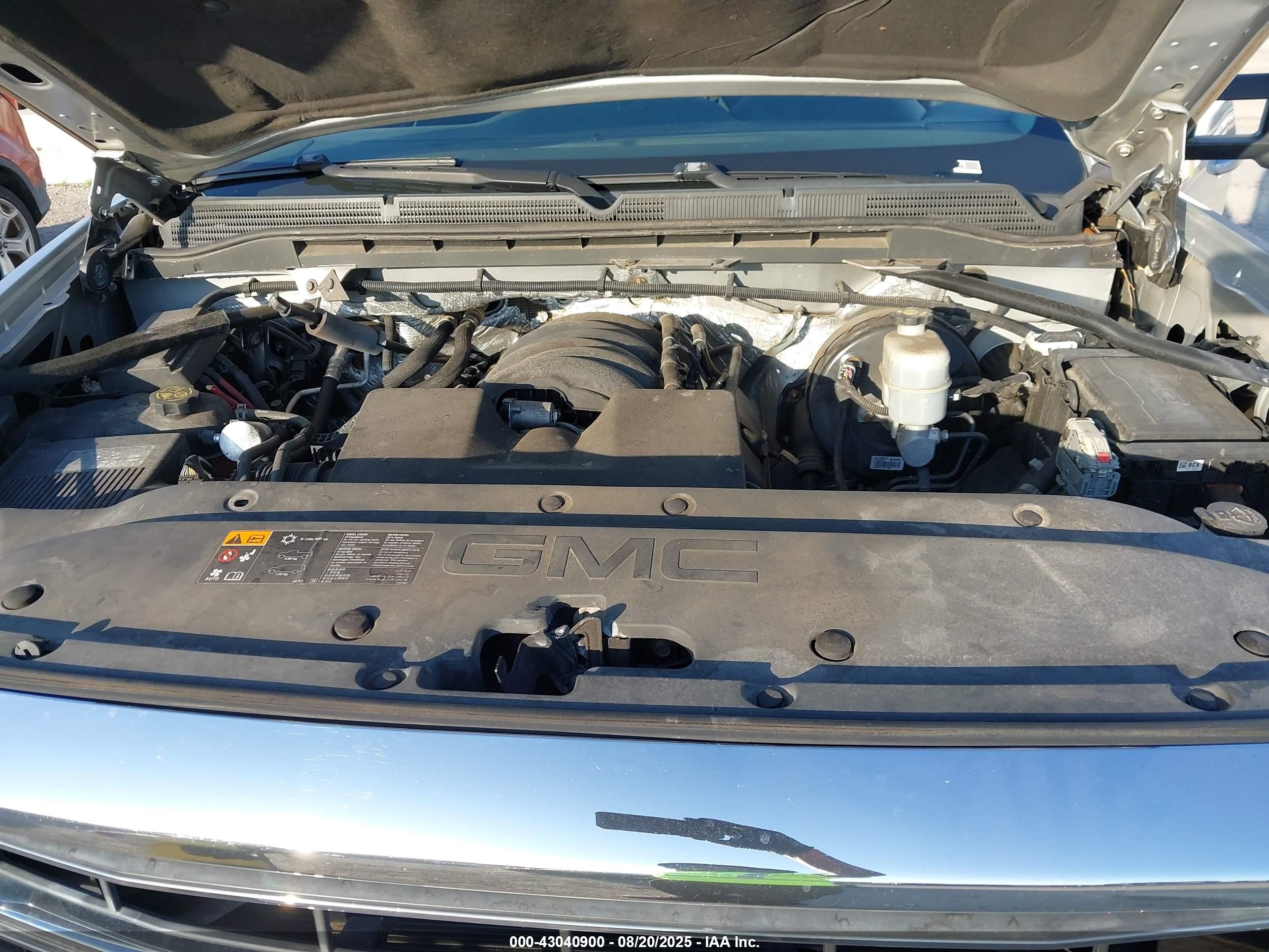 GMC SIERRA image 10