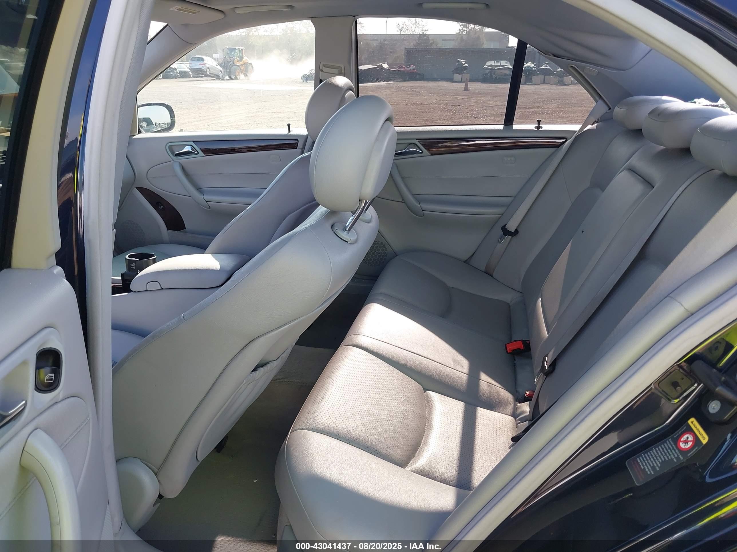 MERCEDES-BENZ C image 8