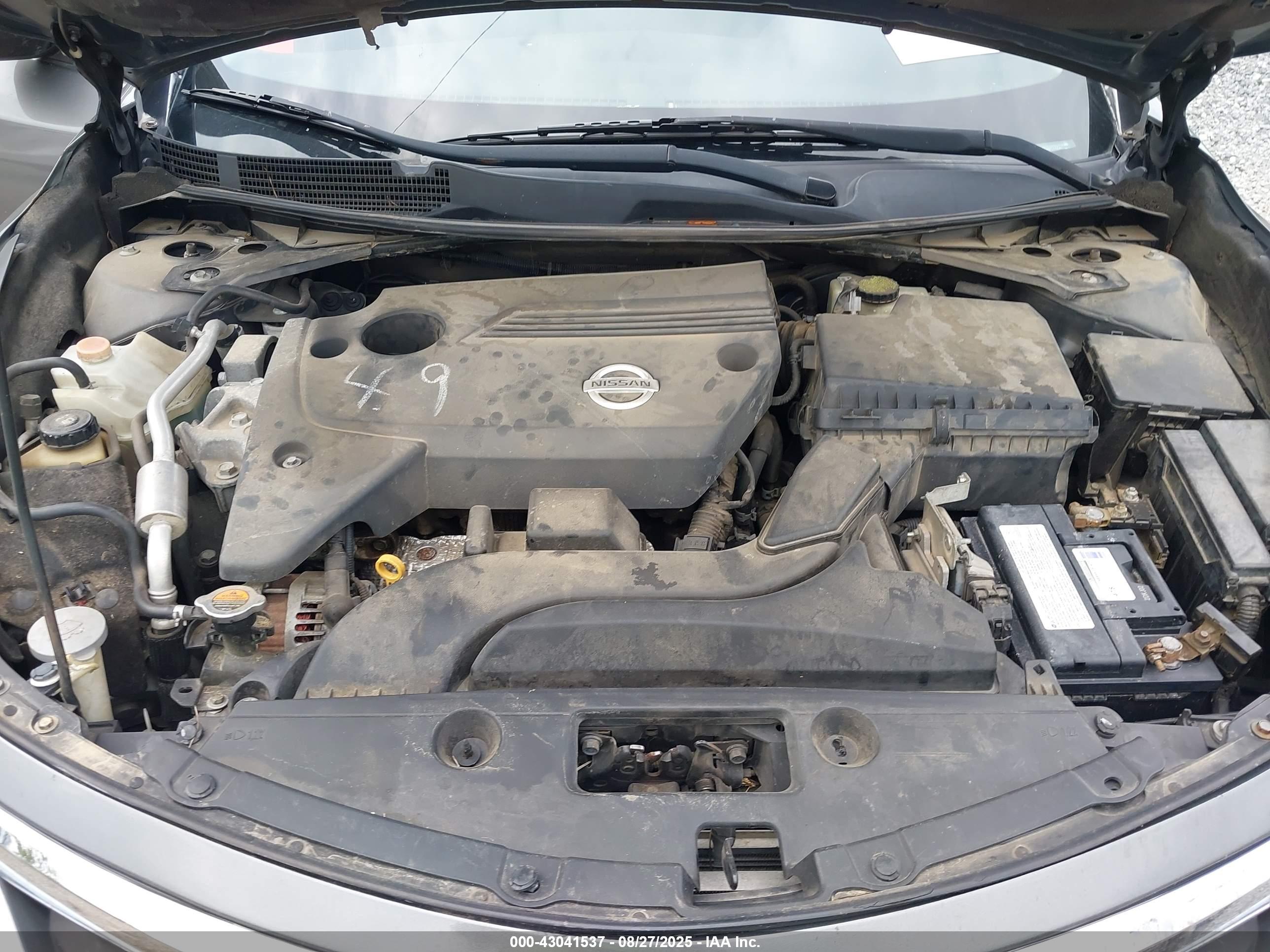 NISSAN ALTIMA image 10