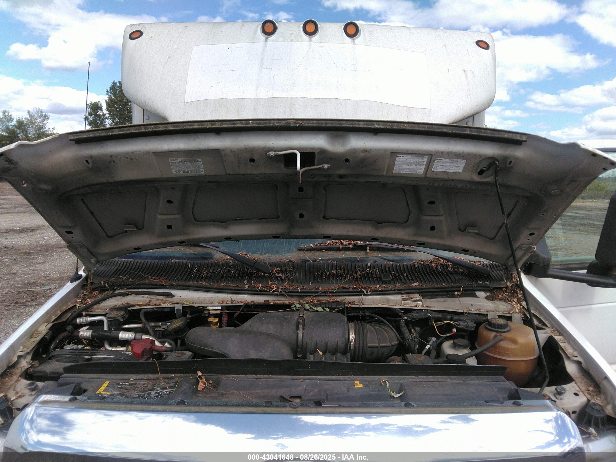 FORD E-450 image 10