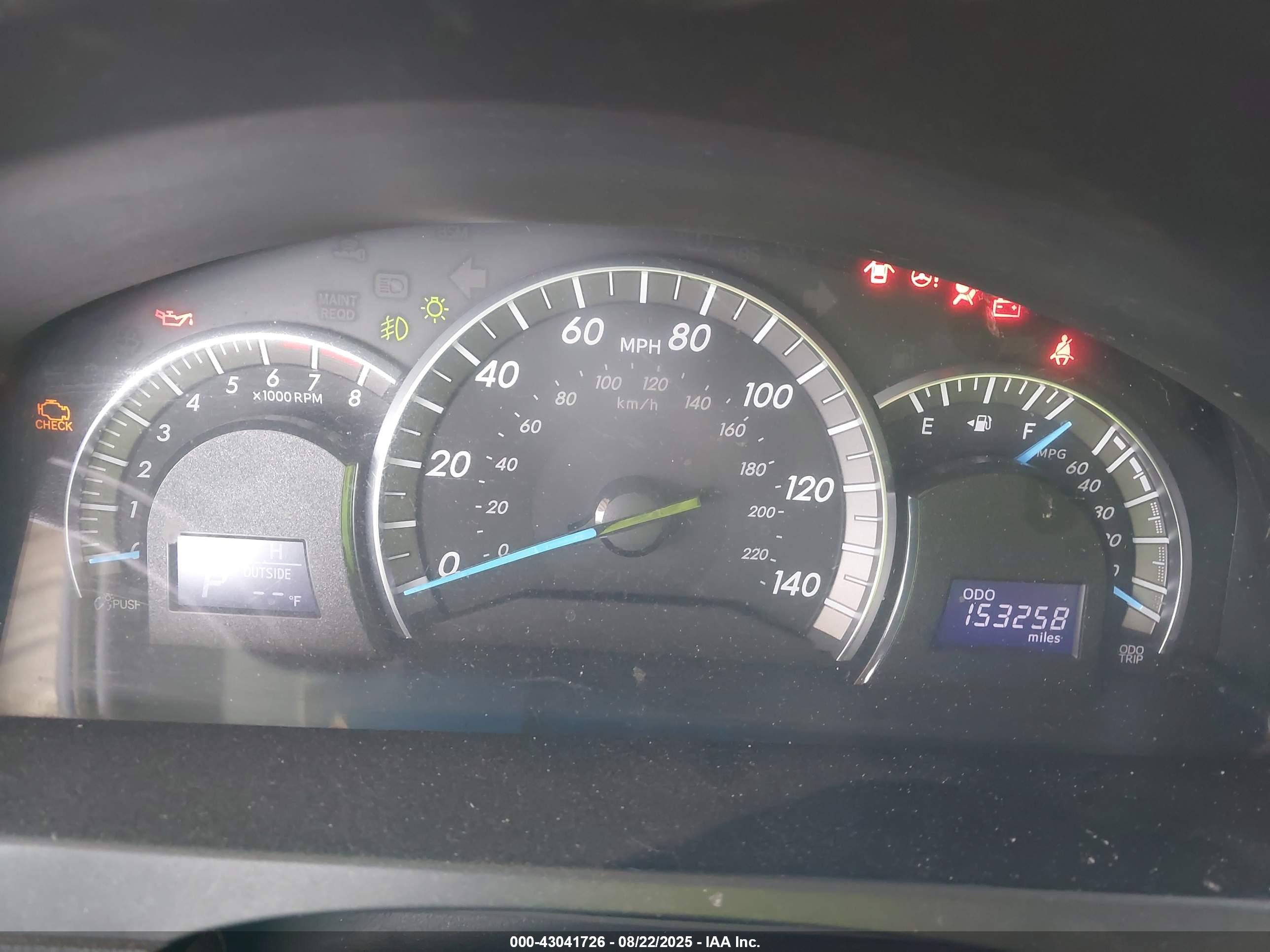 TOYOTA CAMRY image 7