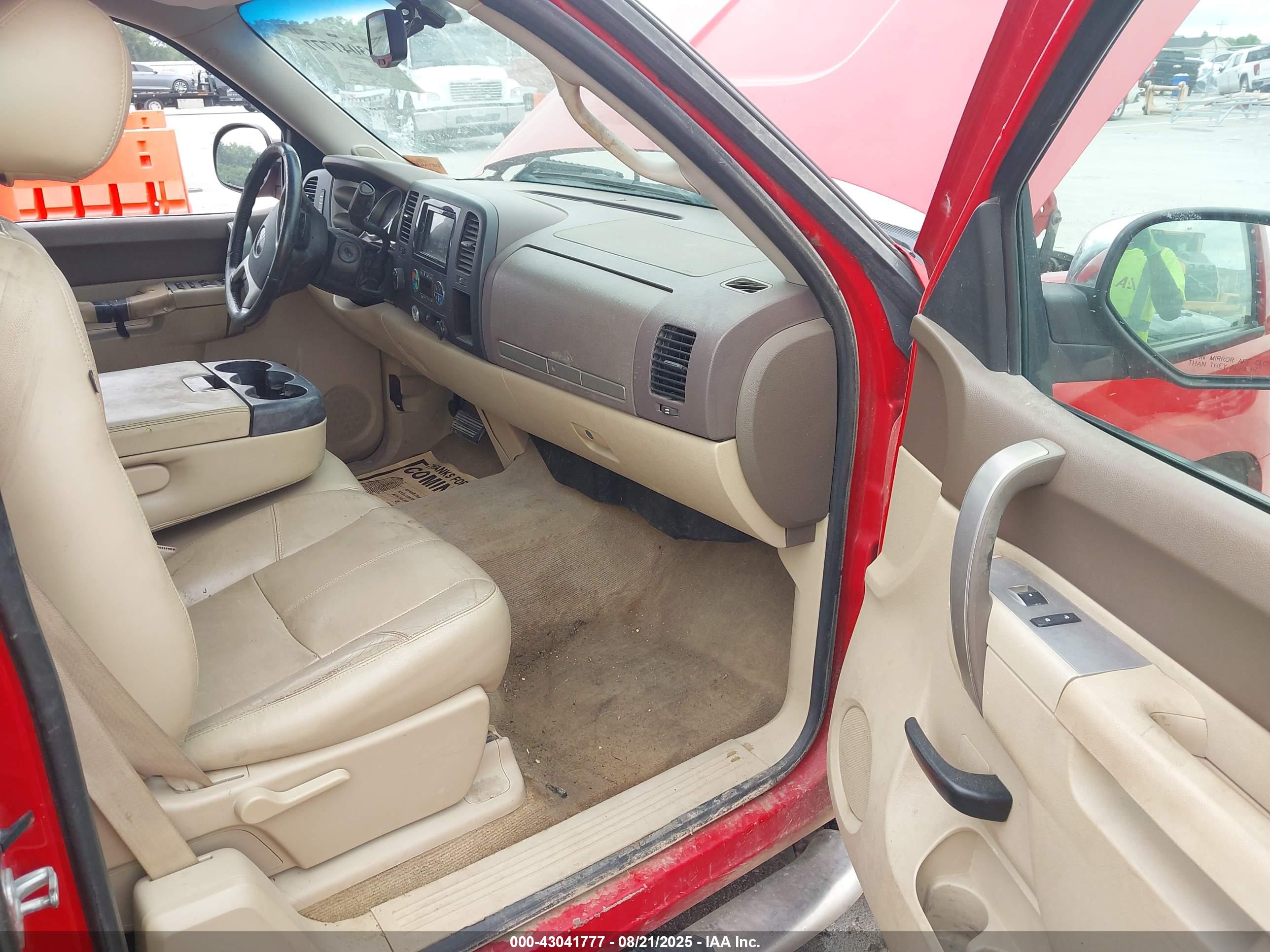 GMC SIERRA image 5