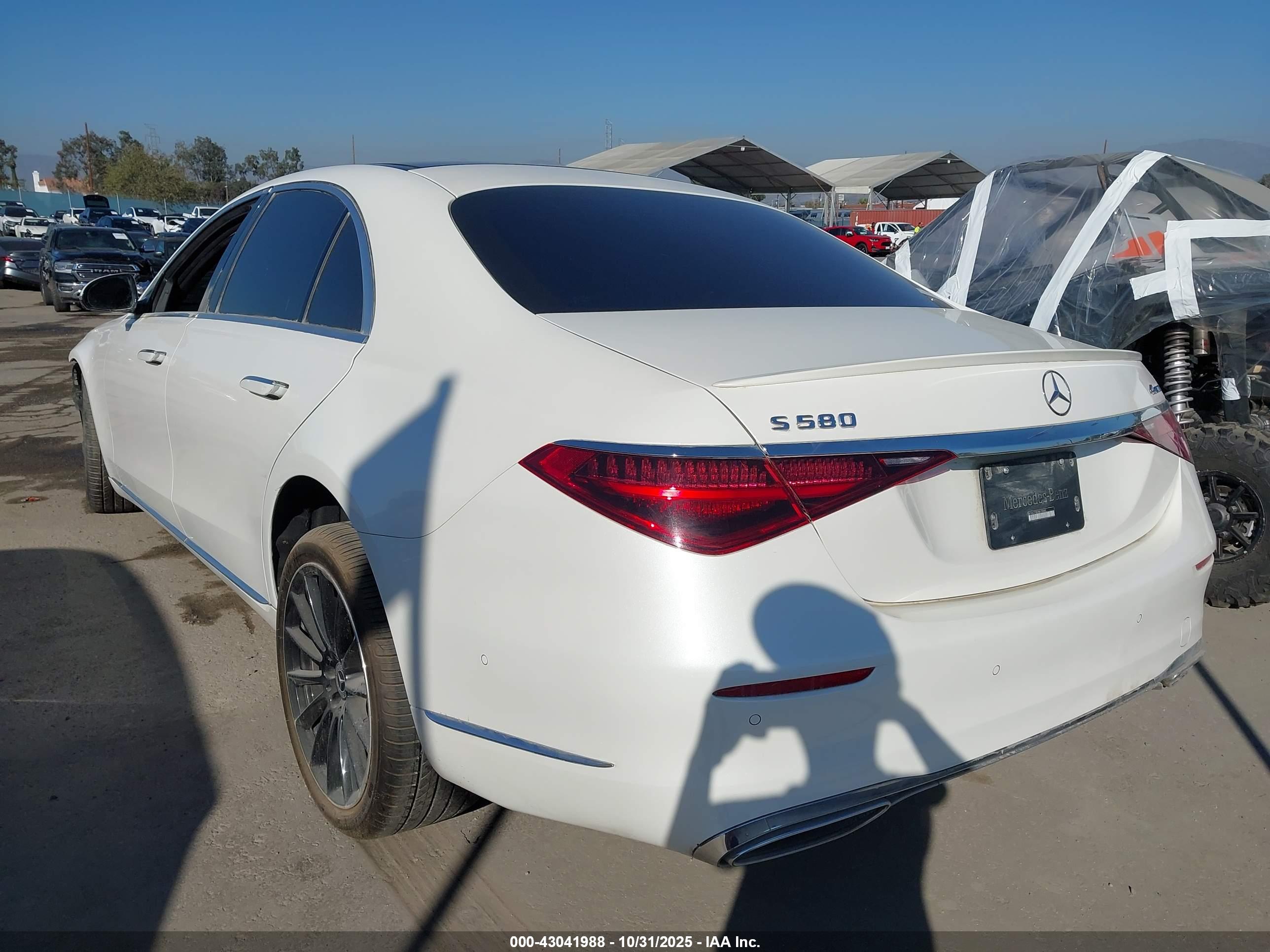 MERCEDES-BENZ S image 3
