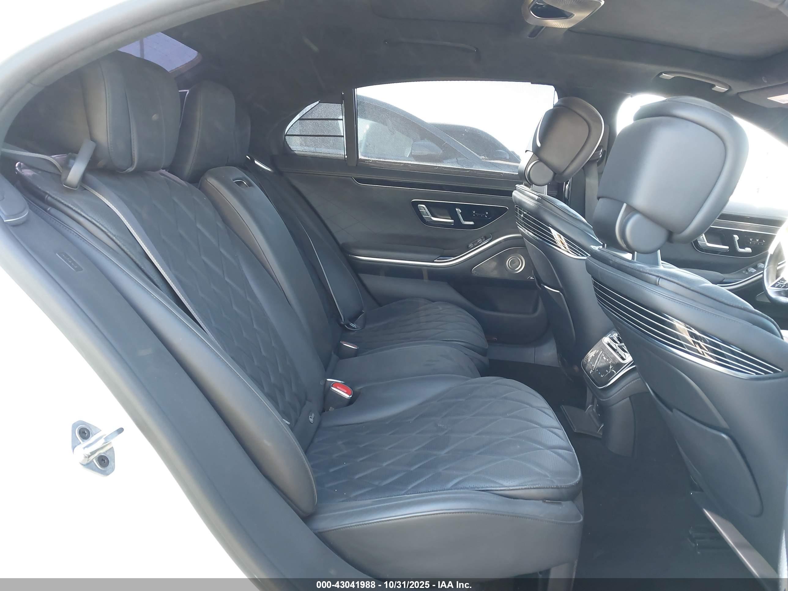 MERCEDES-BENZ S image 8