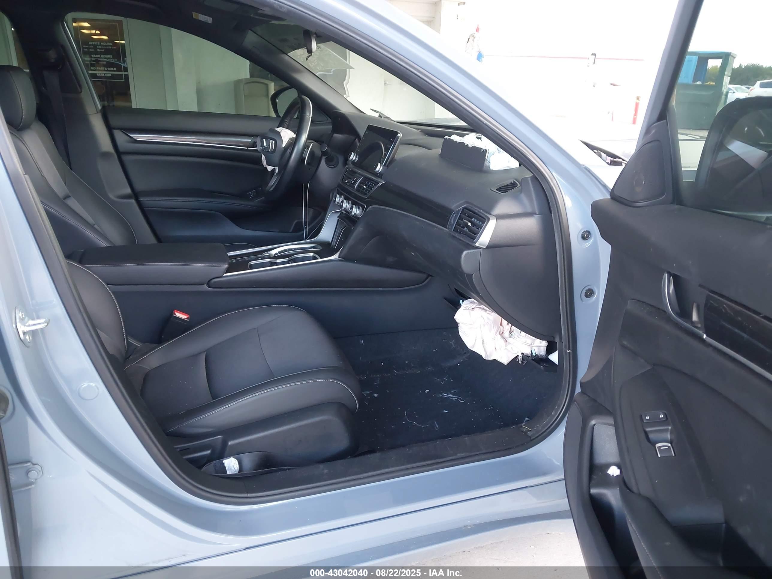 HONDA ACCORD image 5