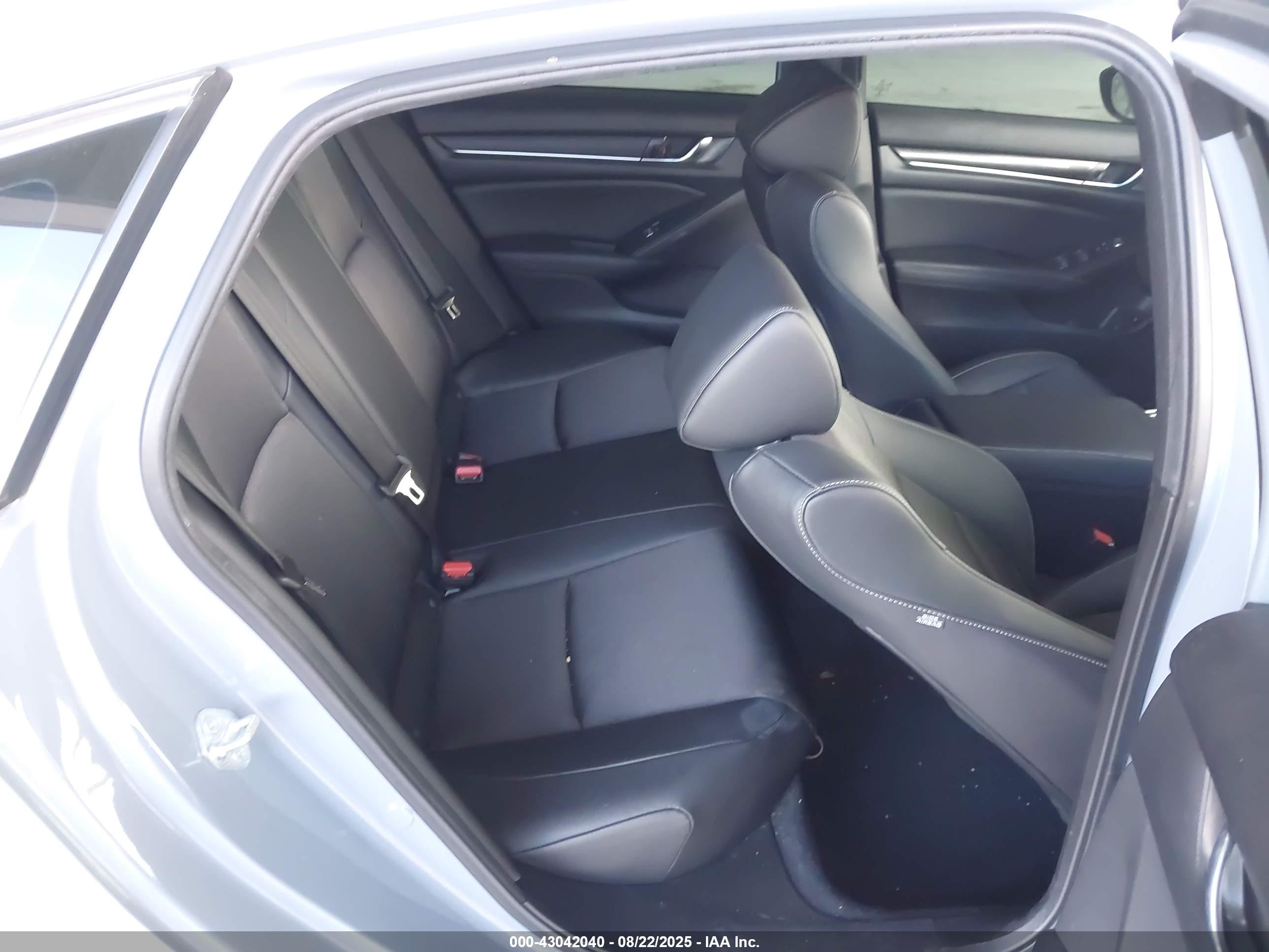 HONDA ACCORD image 8