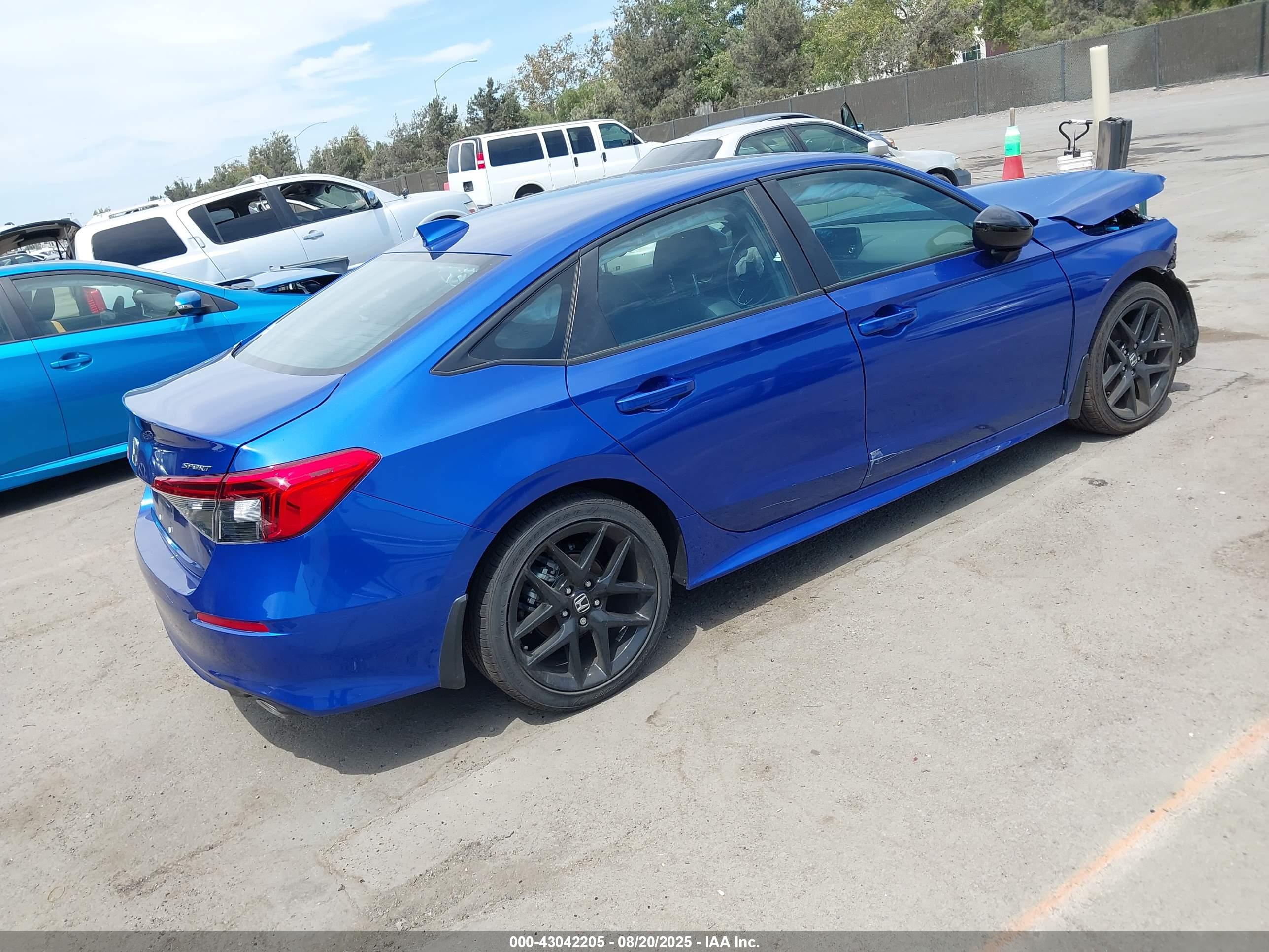 HONDA CIVIC image 4