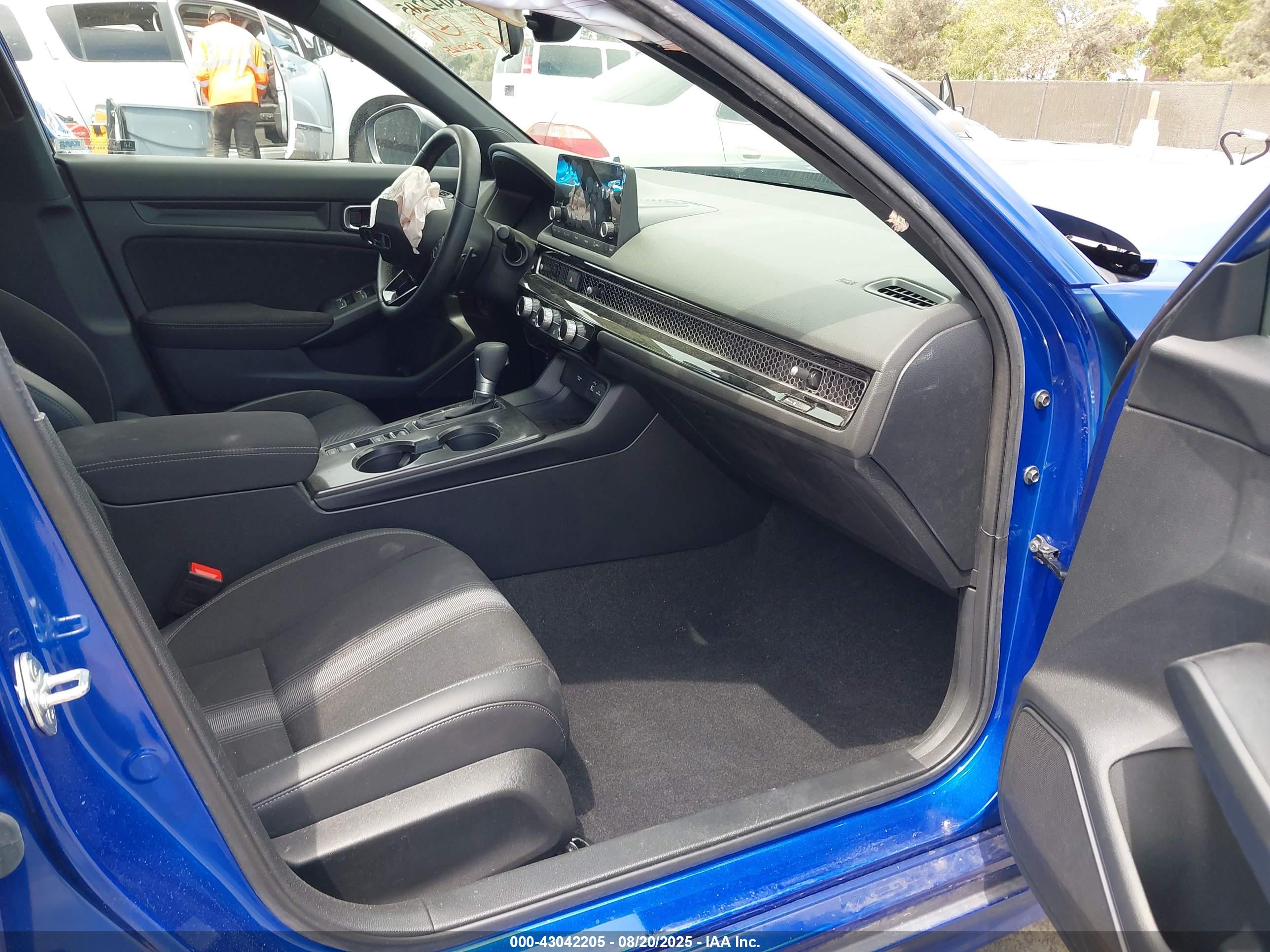 HONDA CIVIC image 5