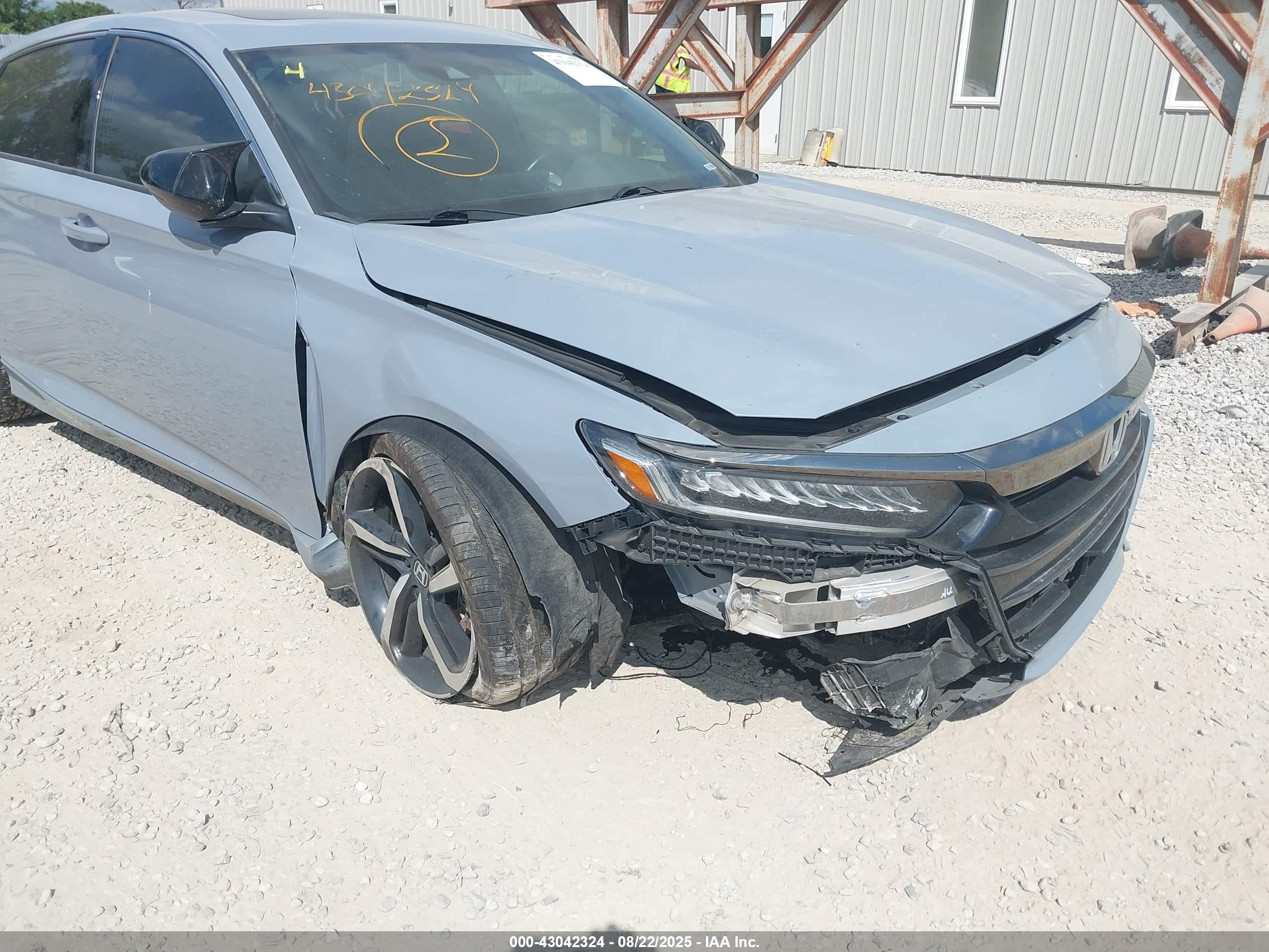 HONDA ACCORD image 6