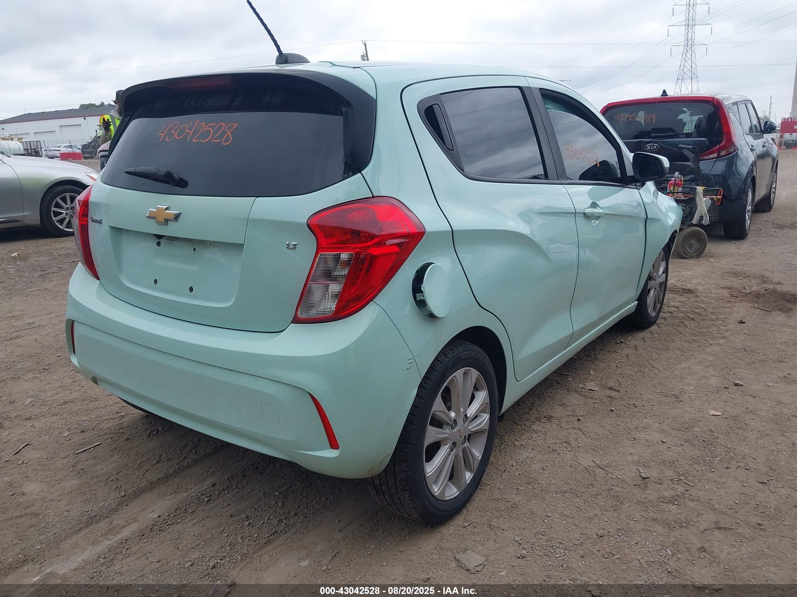 CHEVROLET SPARK image 4