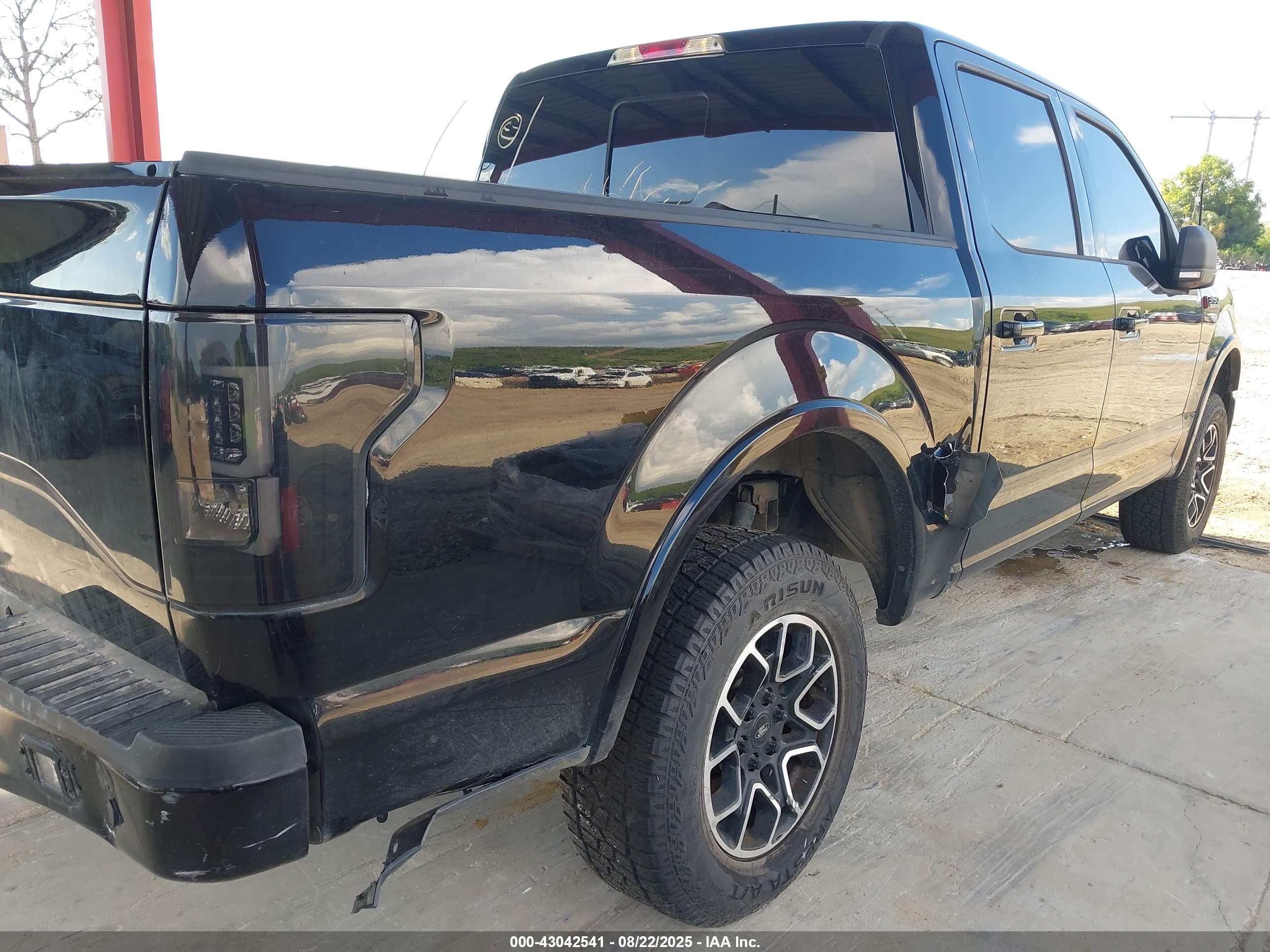 FORD F-150 image 6