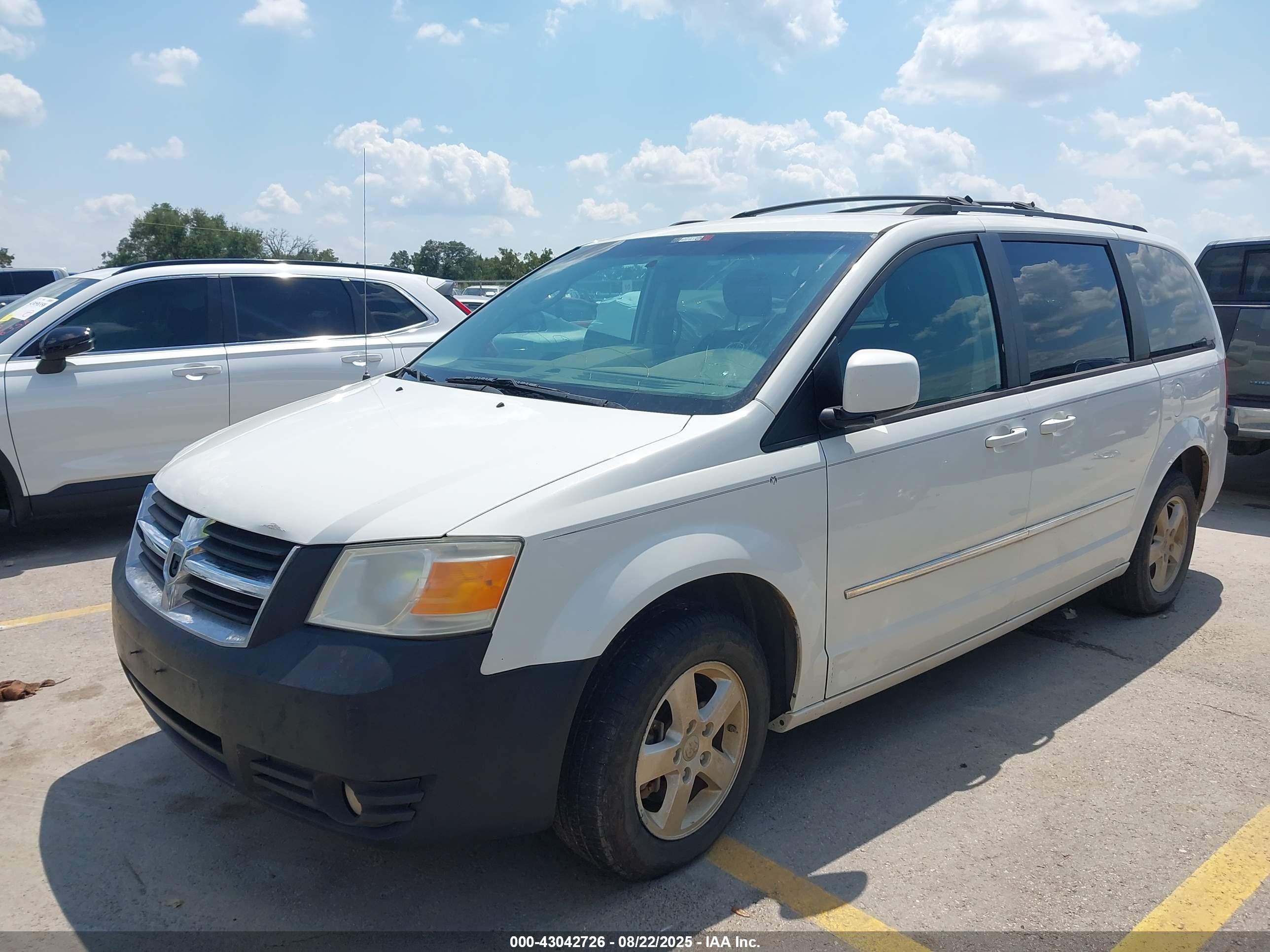 DODGE GRAND image 2