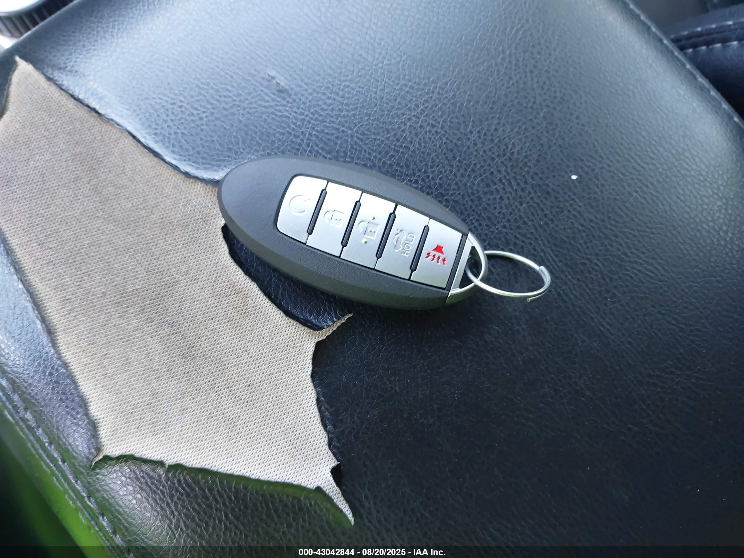 NISSAN PATHFINDER image 11