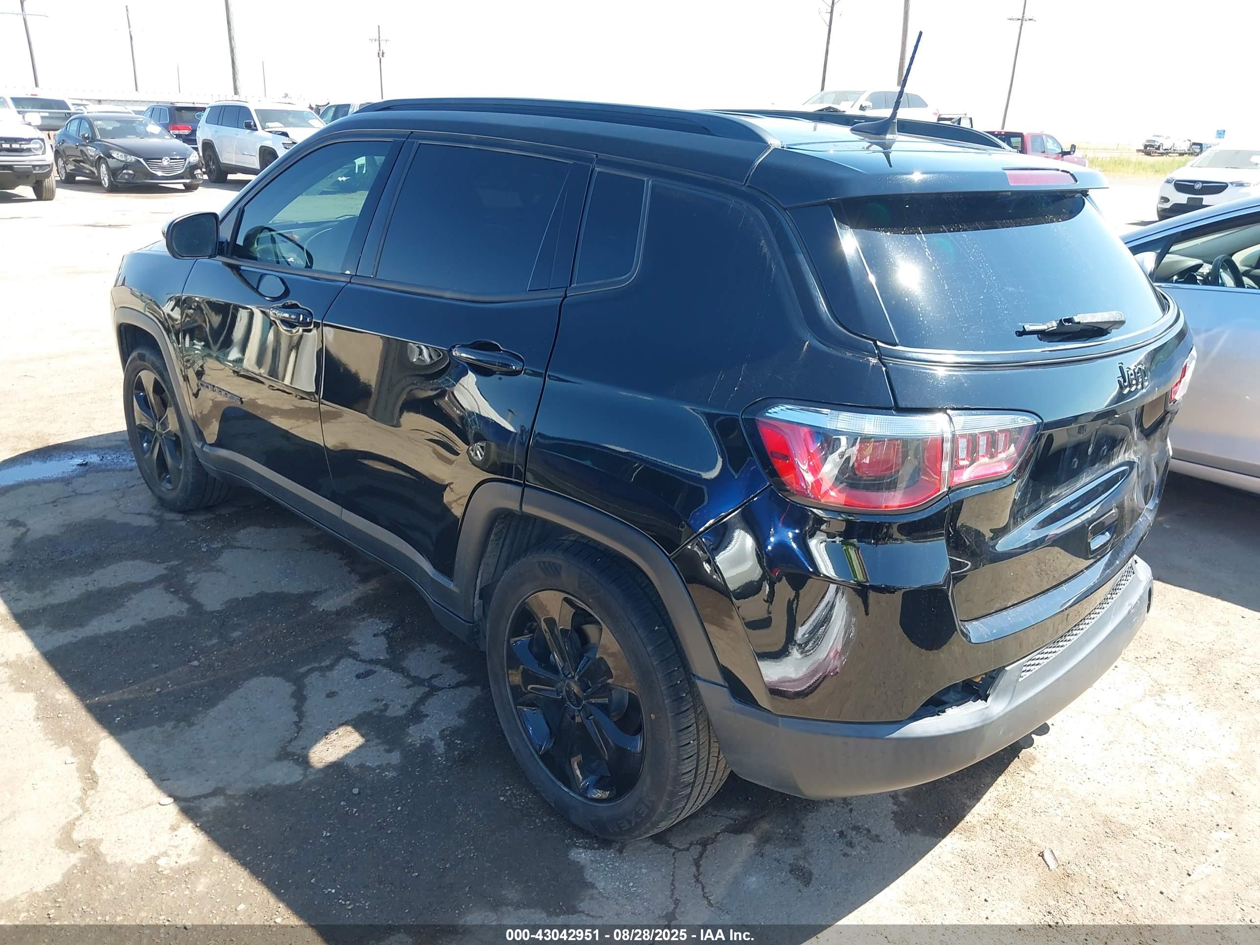 JEEP COMPASS image 3