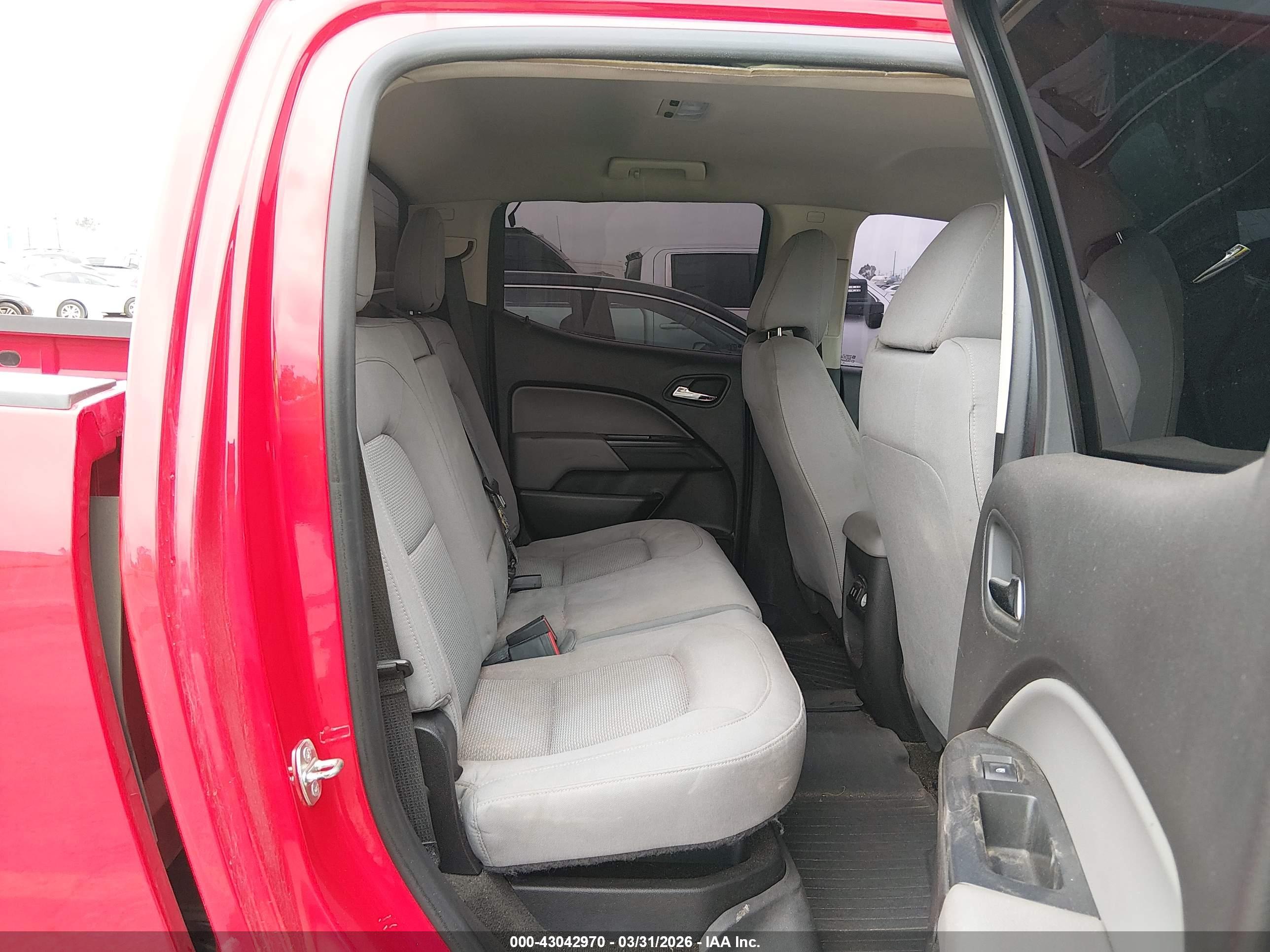 CHEVROLET COLORADO image 8
