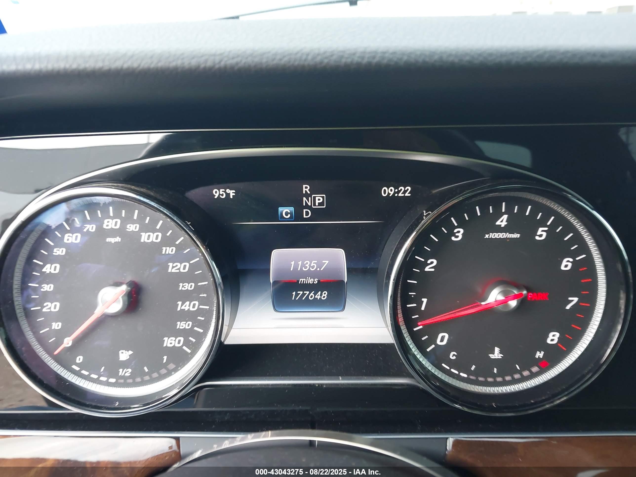 MERCEDES-BENZ E image 7